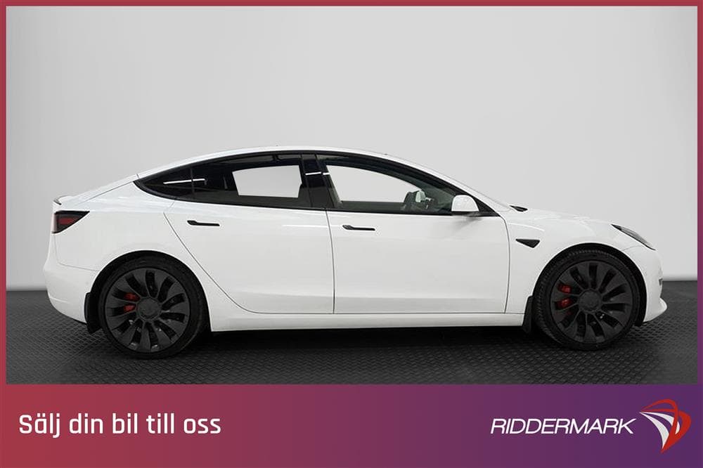 Tesla Model 3 Performance AWD Svensksåld Premiumexteriör