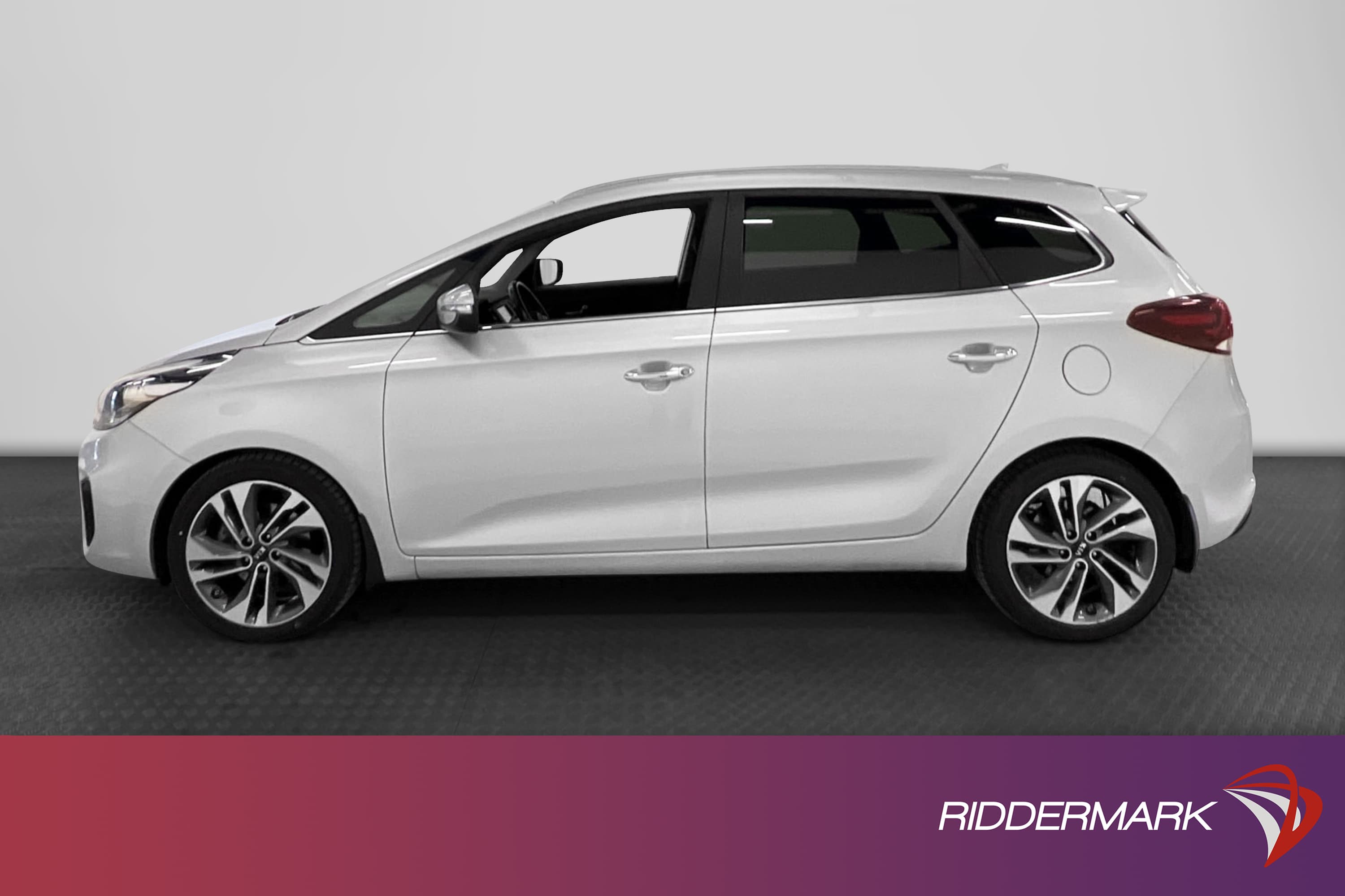 Kia Carens 1.7 DCT 141hk