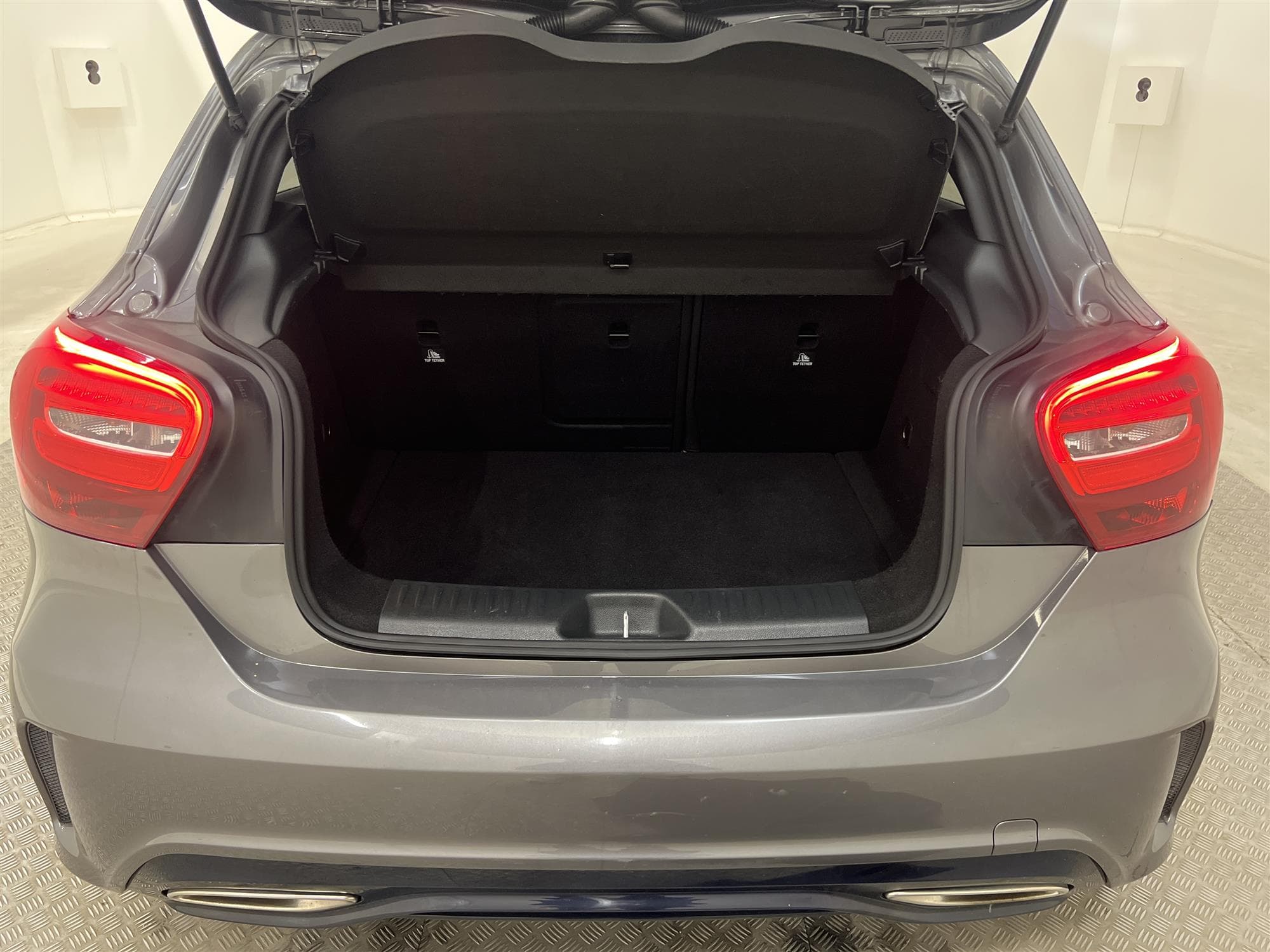 Mercedes-Benz Mercedes-Benz A 180 122hk AMG B-Kam Carplay