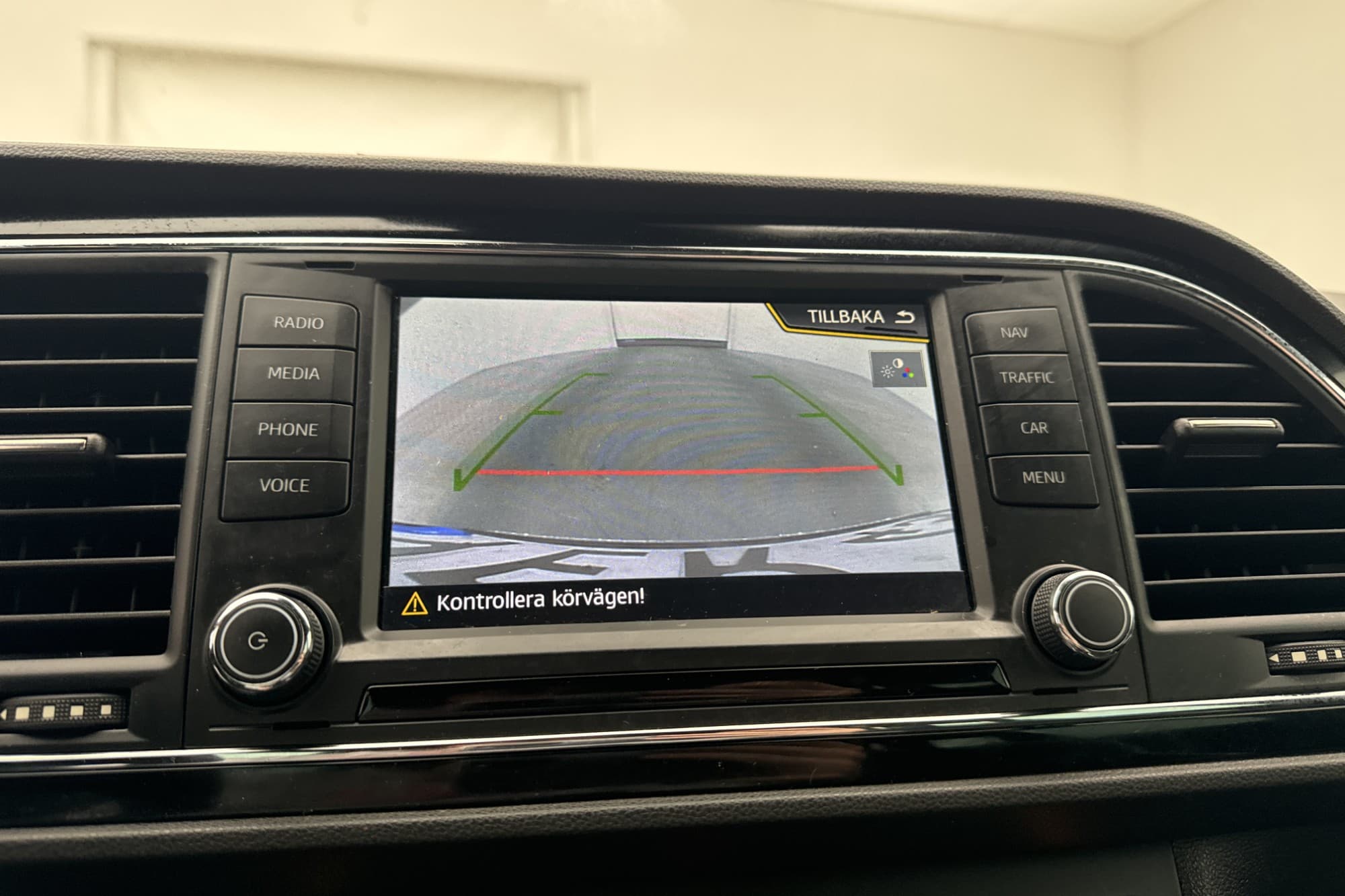 SEAT Leon Cupra ST 290hk Blackline Backkamera Navi CarPlay