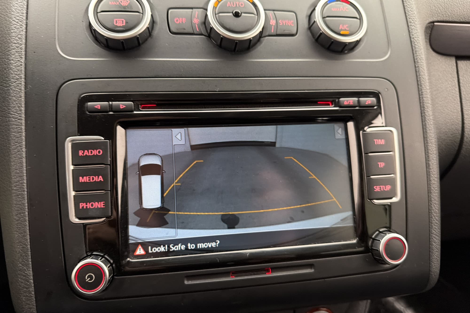 Volkswagen Touran 1.4 TSI 140hk Kamera 1 Brukare 7 Sits Drag