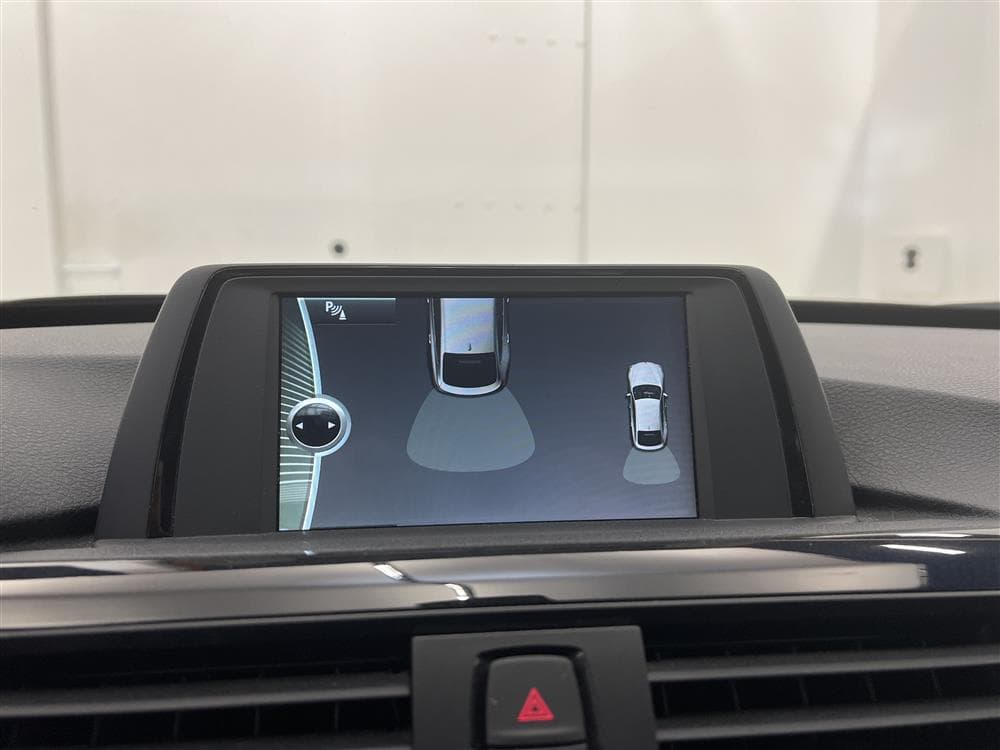 BMW 320d GT xDrive 184hk Sport line Värmare Sportavgas Draginteriör
