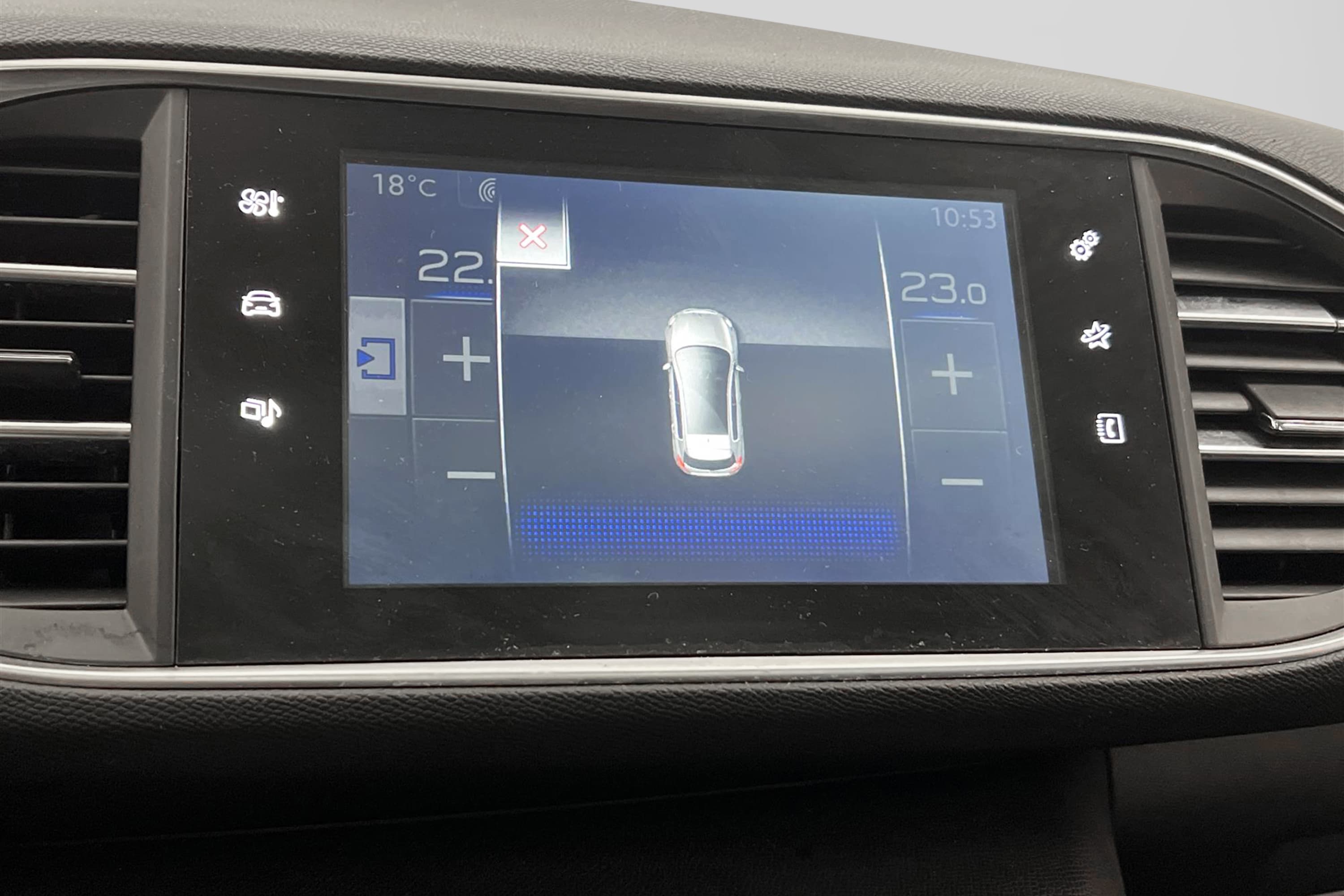 Peugeot 308 1.6 BlueHDi 99hk Active Pano Sensorer Välservad