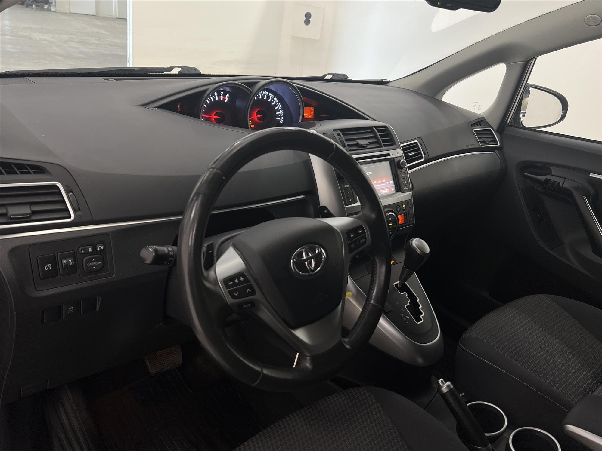 Toyota Verso 1.8 147hk M&K-Värmare Backkamera 0,53L/mil