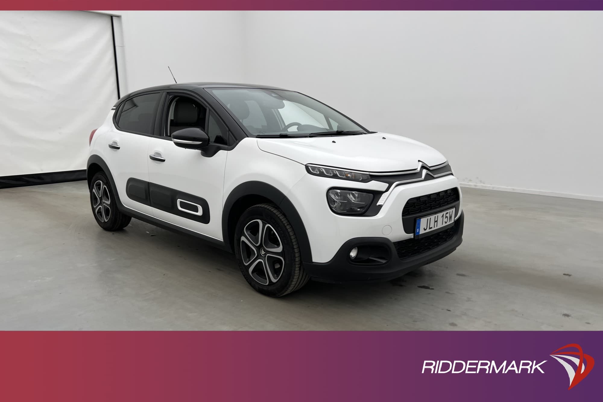 Citroën C3 1.2 110hk Shine Halvskinn CarPlay Farthållare