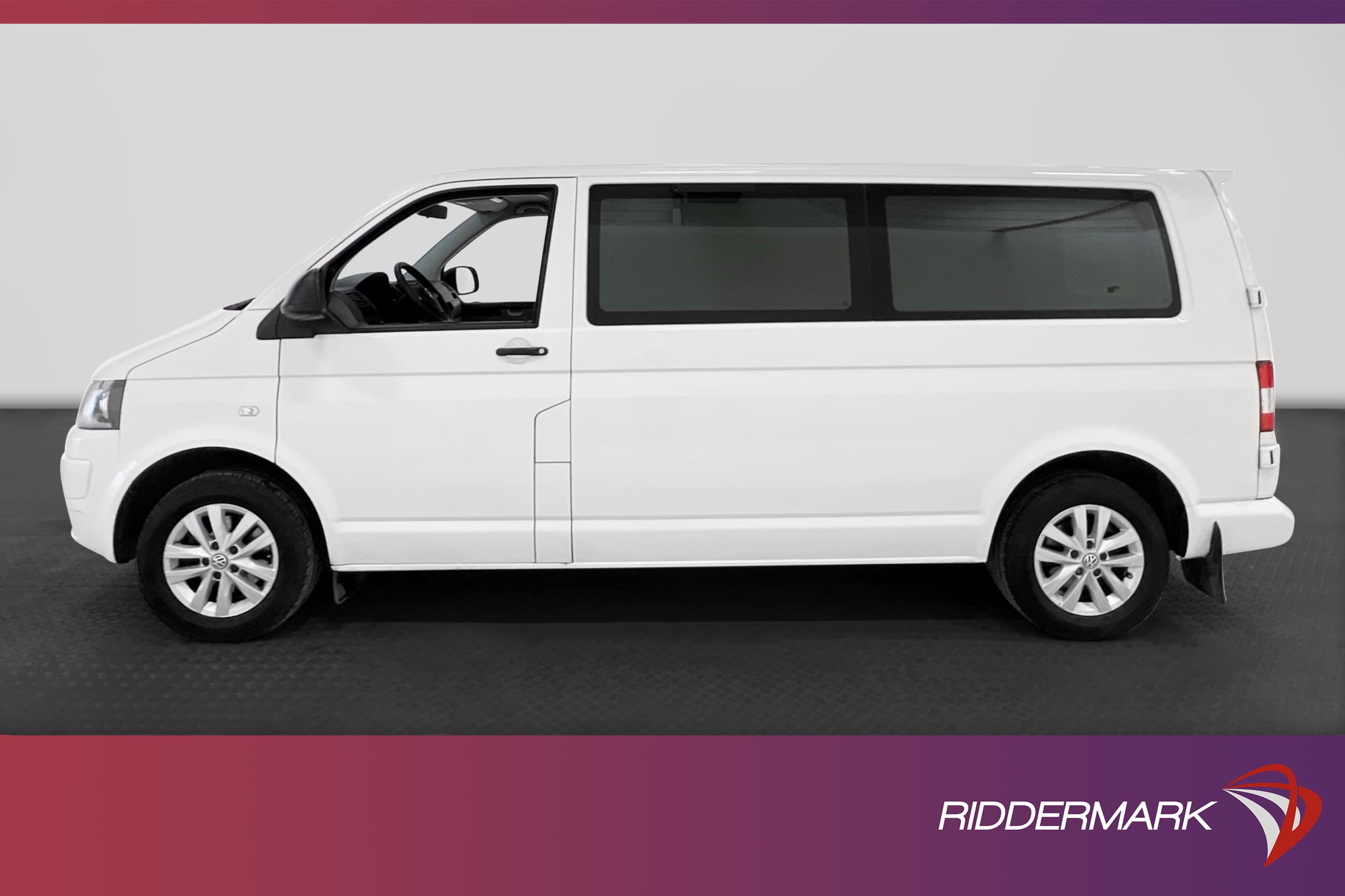 Volkswagen Caravelle Lång 2.0TDI 140hk Drag PDC Navi 9-Sits