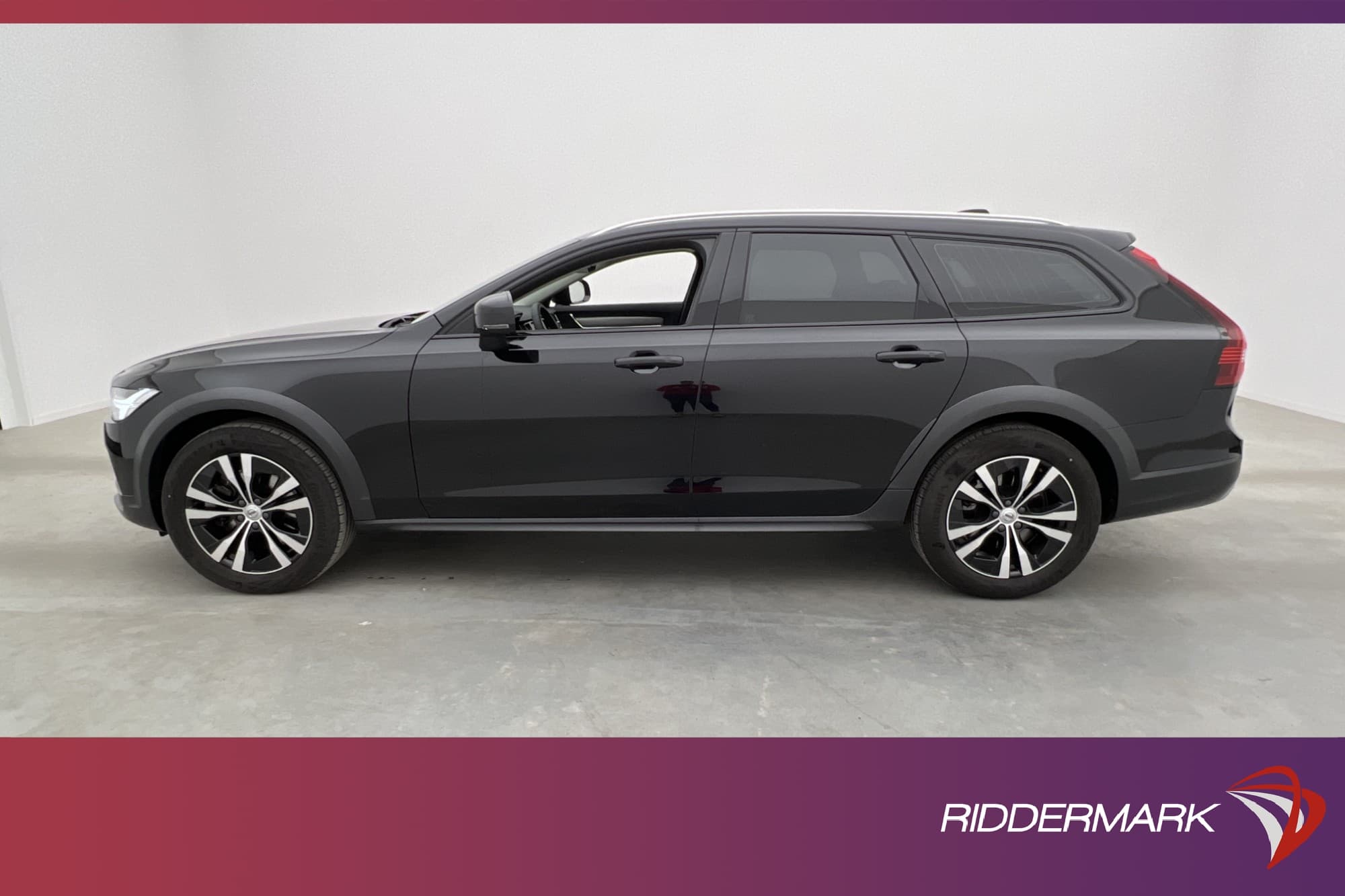 Volvo V90 Cross Country B4 AWD 197hk