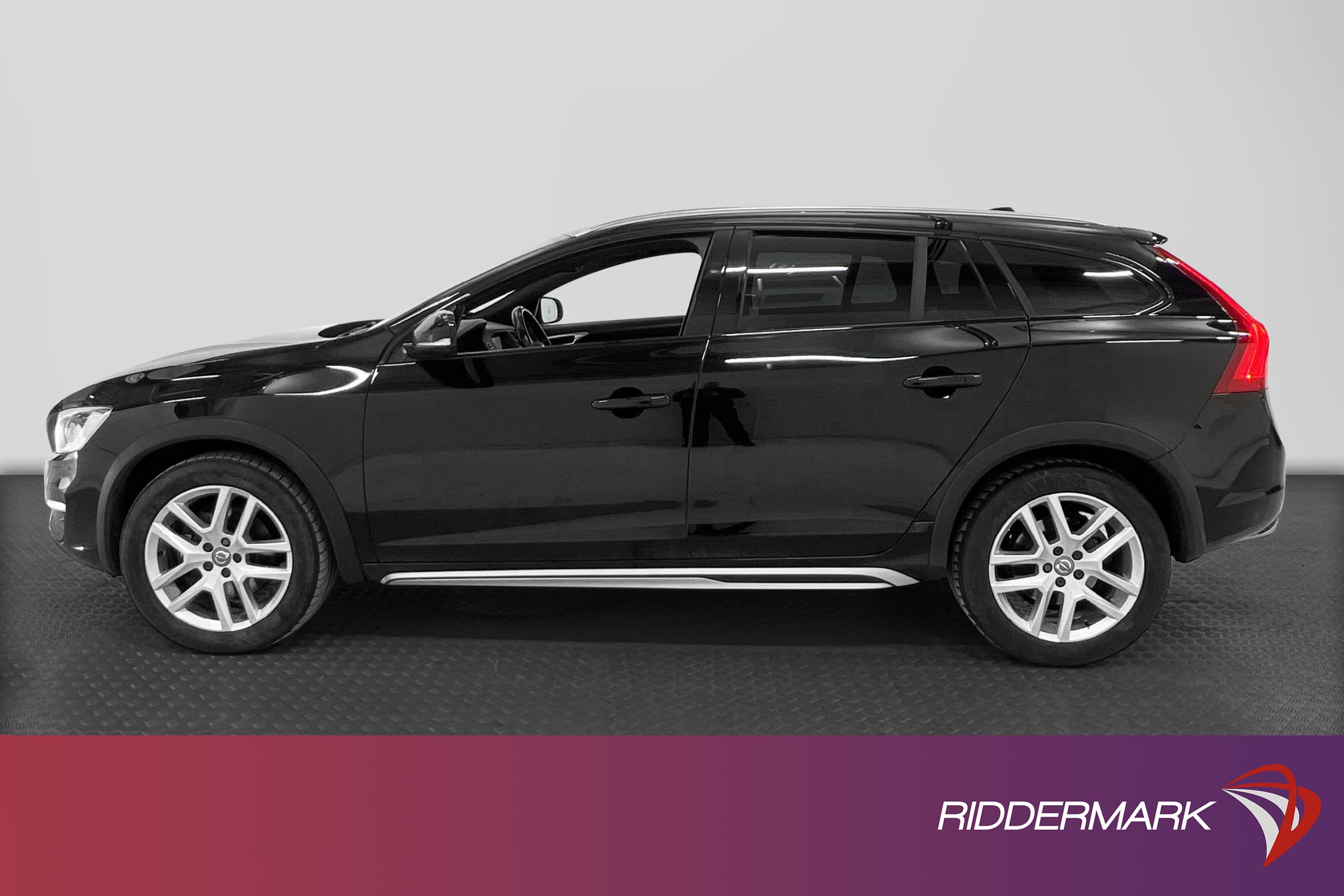 Volvo V60 Cross Country D4 AWD