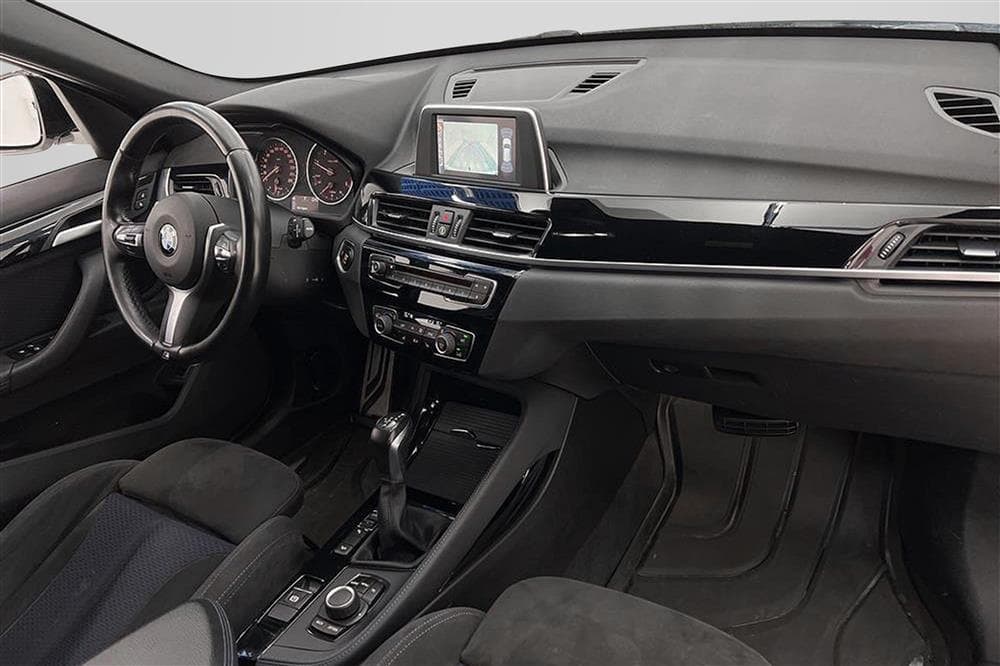 BMW X1 xDrive 20d 190hk M-Sport M-Värm B-Kamera 0,49l/milinteriör