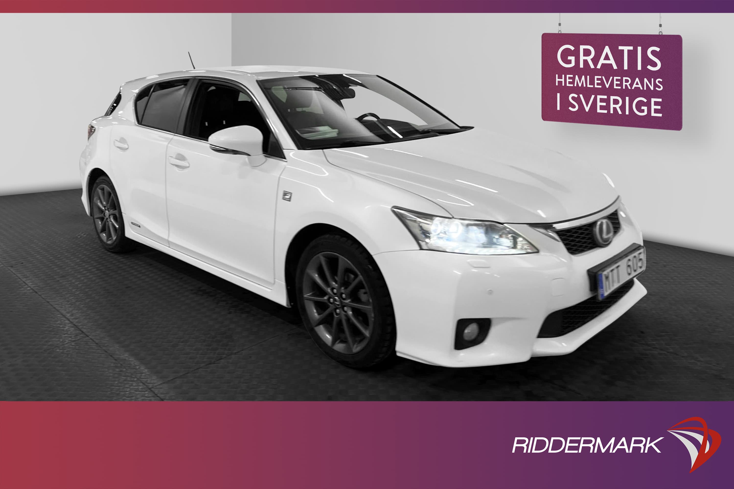 Lexus CT 200h 1.8 CVT 136hk