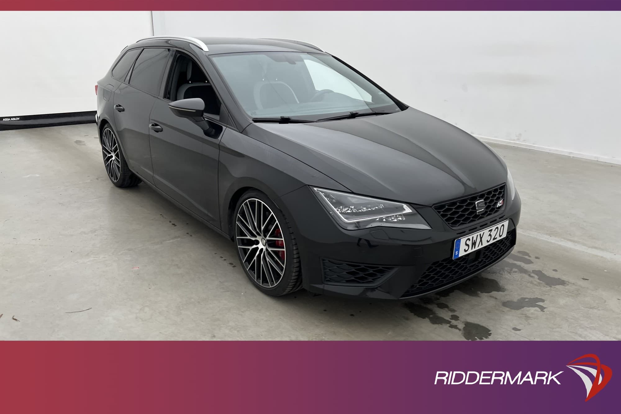 SEAT León Cupra ST