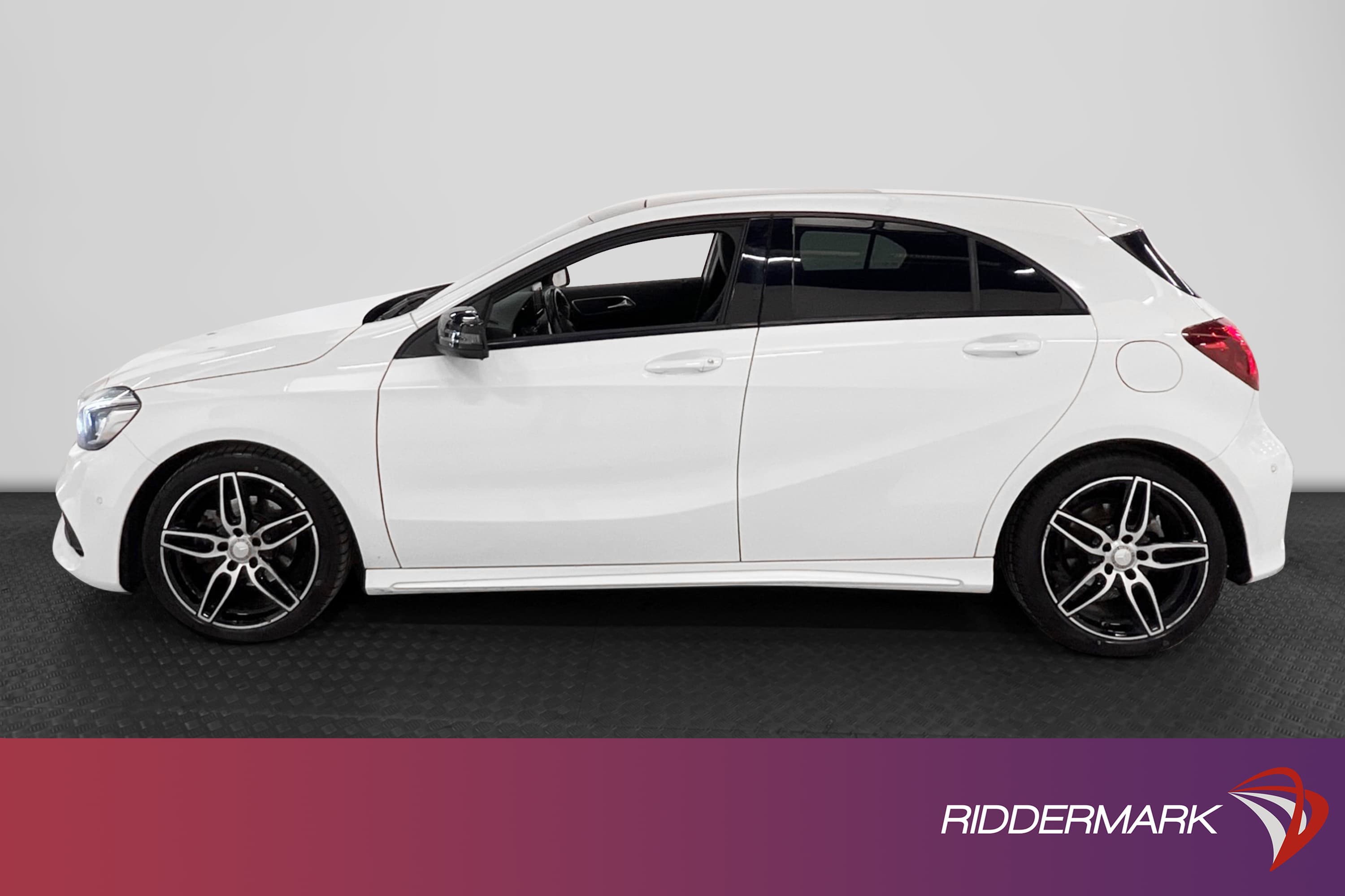 Mercedes-Benz A 180 122 hk AMG