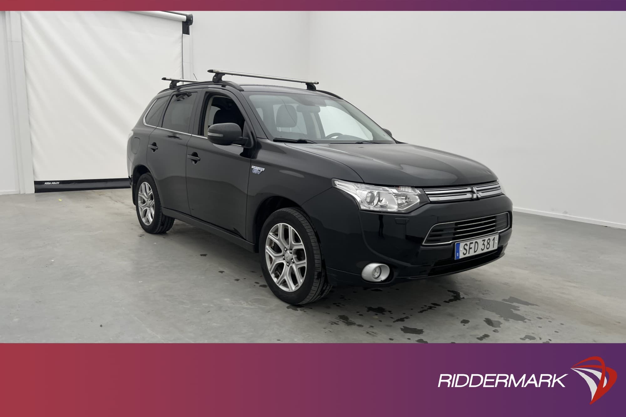 Mitsubishi Outlander PHEV AWD 203hk