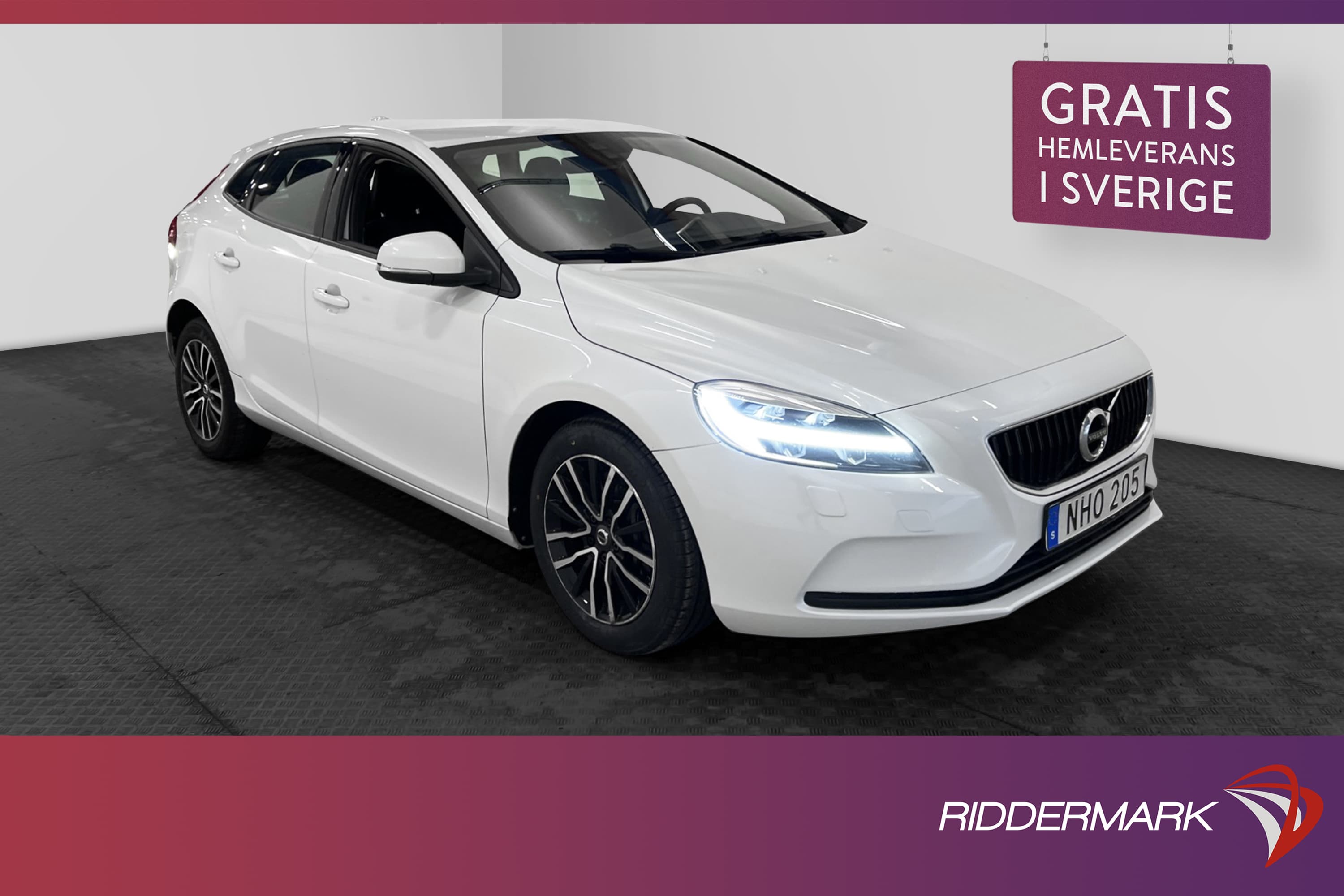 Volvo V40 T2 122hk