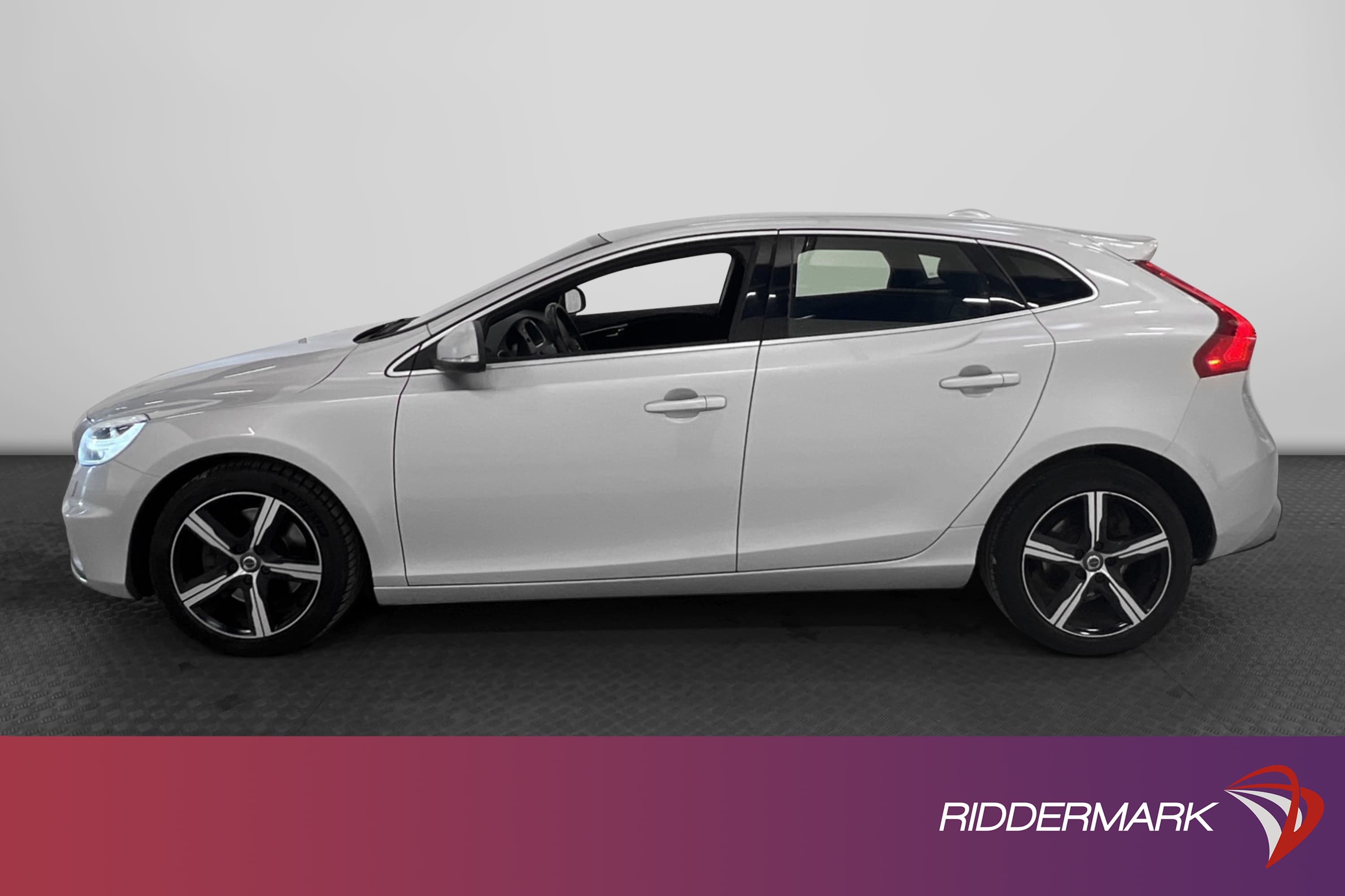 Volvo V40 D3 150hk R Design D-Värm