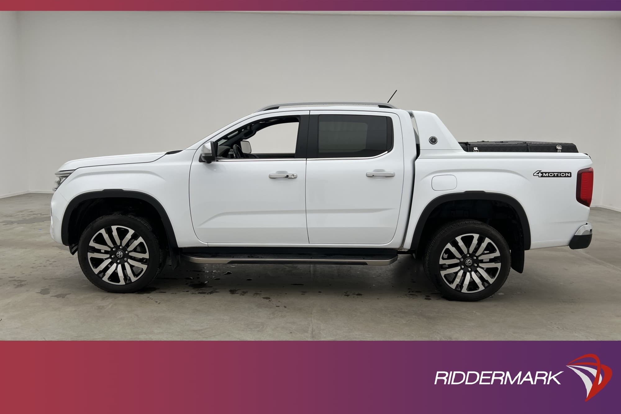 Volkswagen Amarok Aventura 241hk 4M