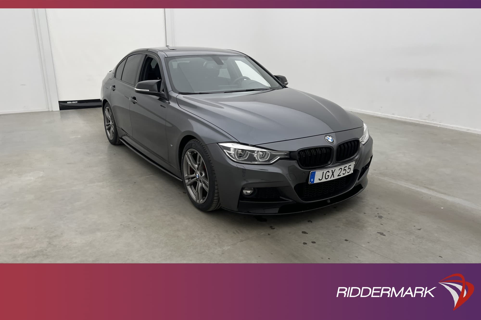 BMW 330 e Sedan 252hk M Sport HiFi Navi Sensorer Rattvärme