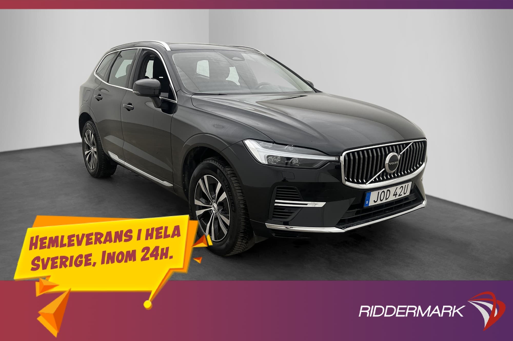Volvo XC60 Recharge T6 AWD Momentum MOMS Pano Drag Navi