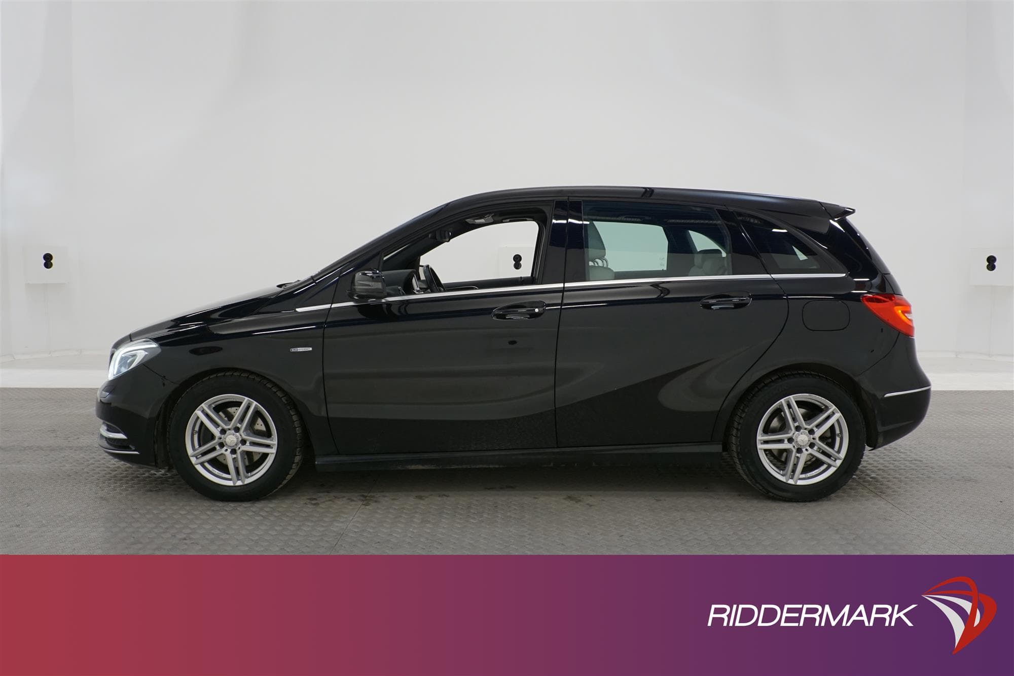 Mercedes-Benz B