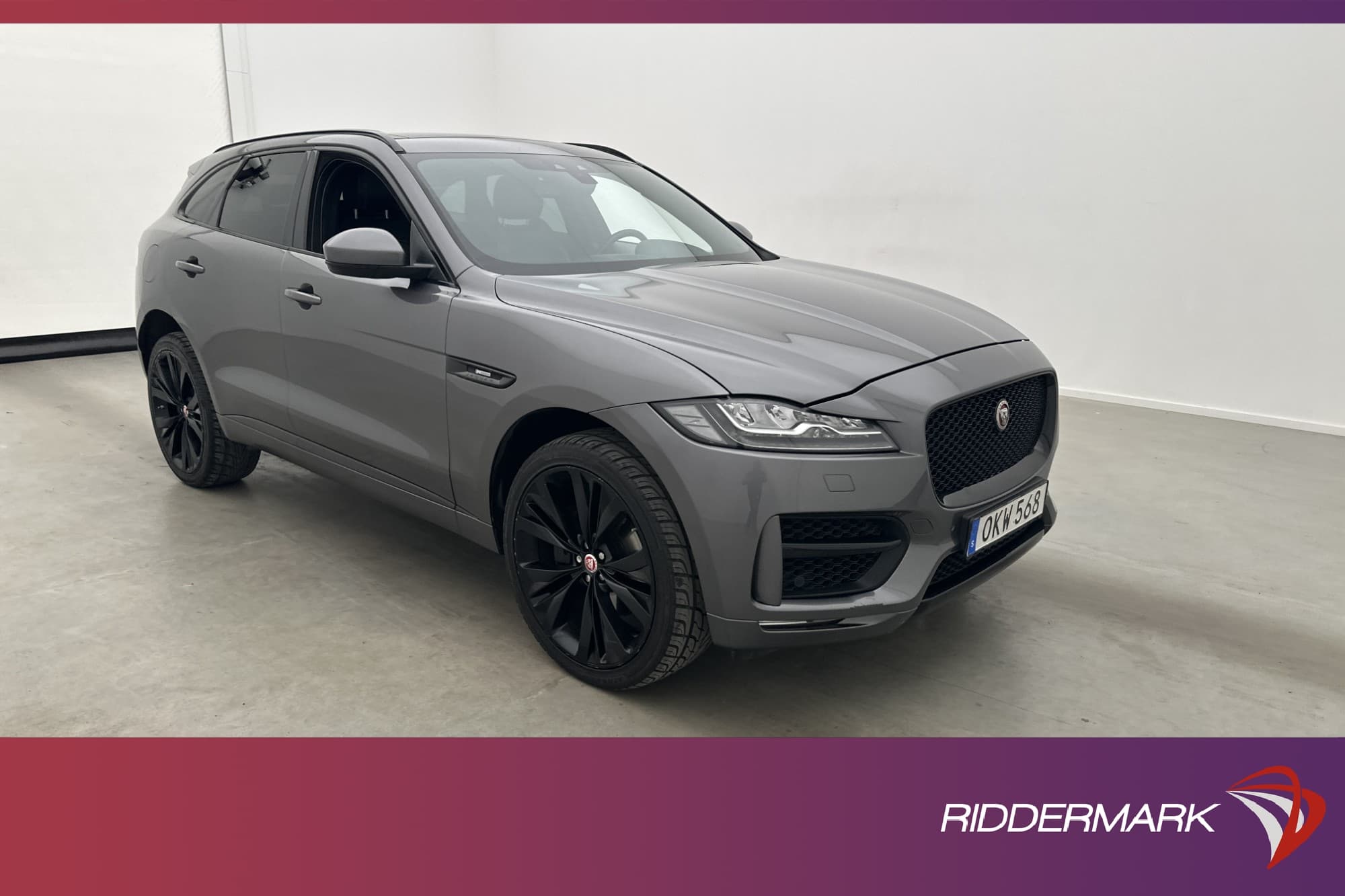 Jaguar F-Pace 30d AWD R-Sport Pano Meridian Kamera Skinn