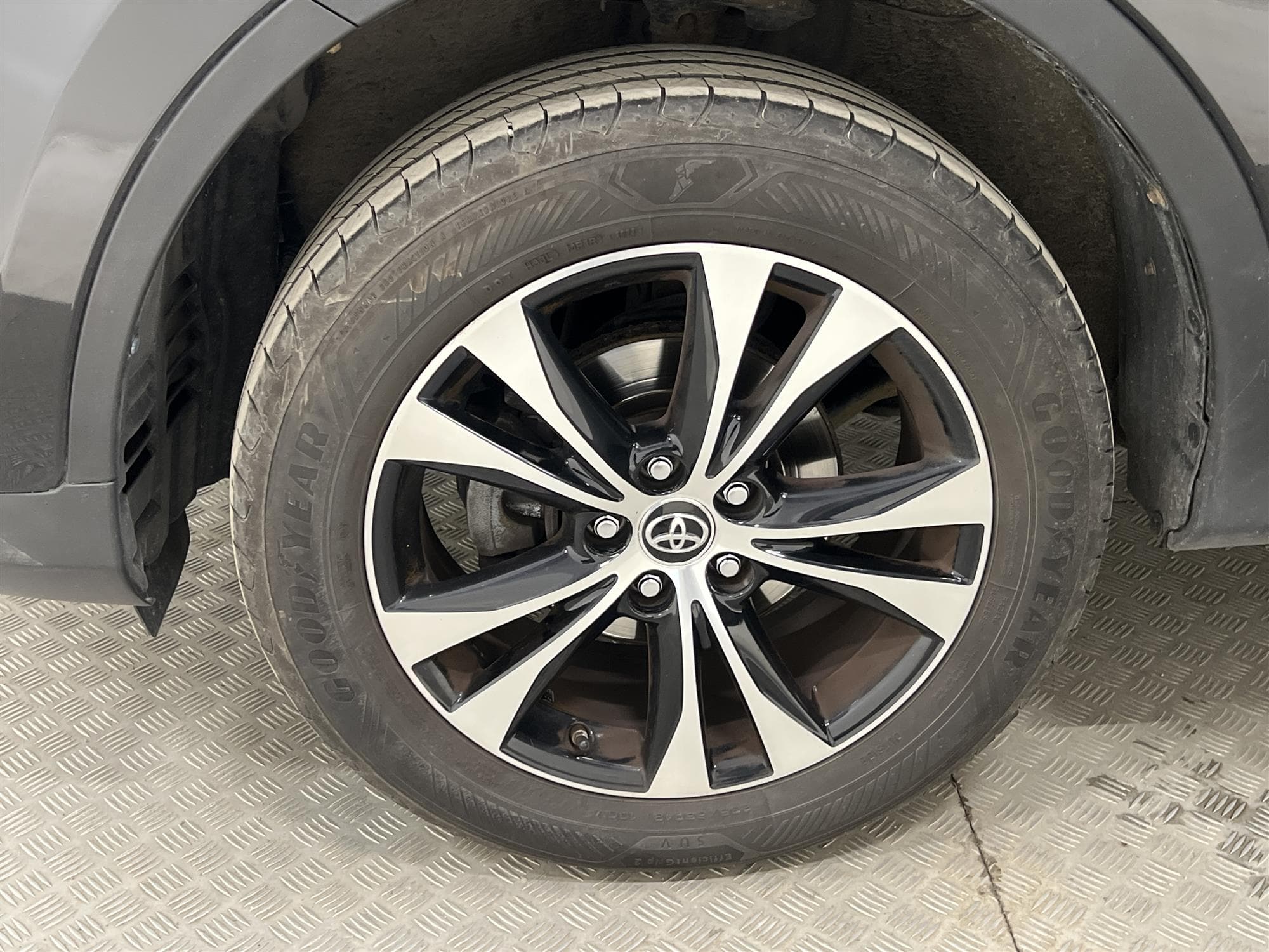 Toyota RAV4 2.0 AWD 152hk M&K-Värmare Drag B-Kam Navi 