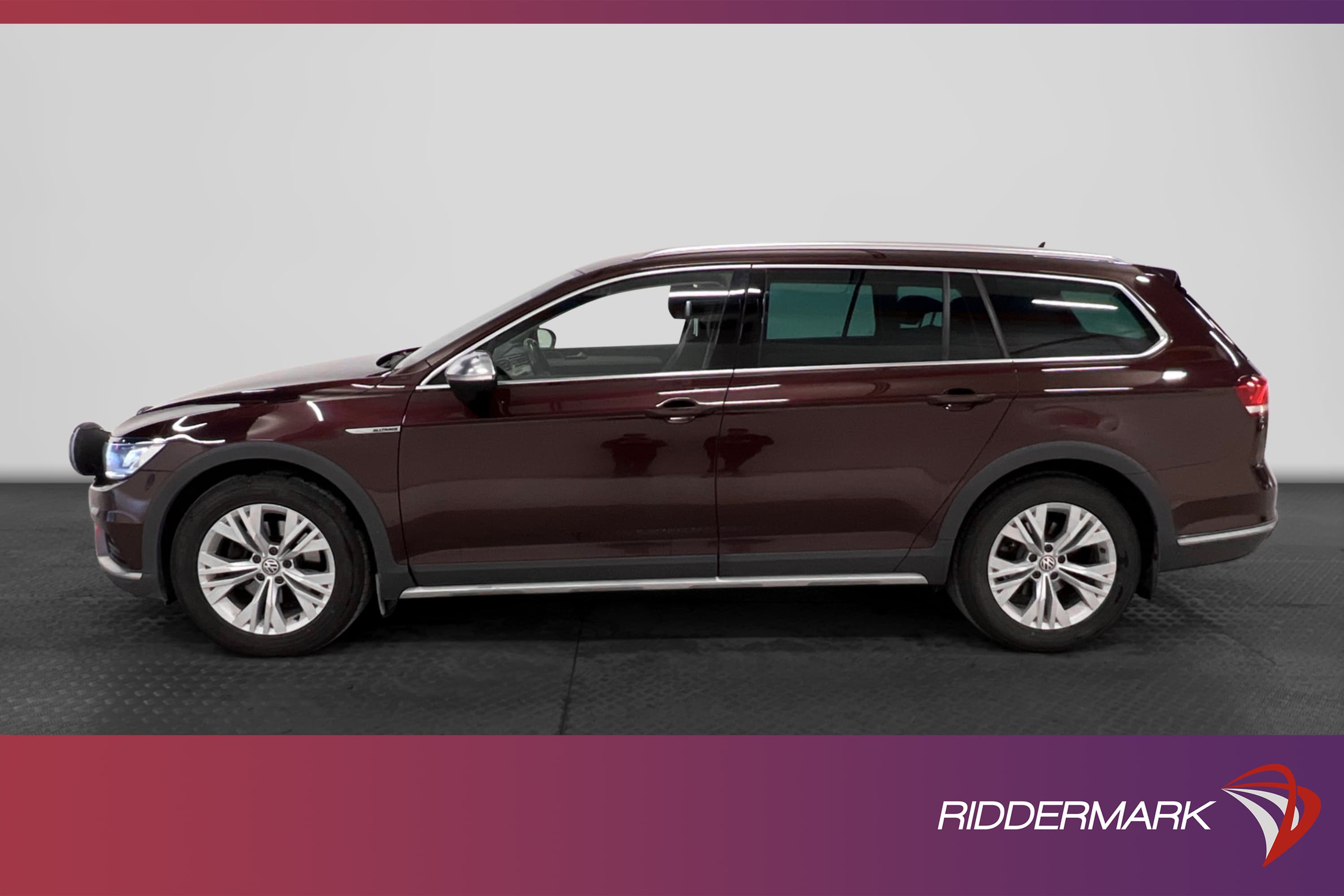 Volkswagen Passat Alltrack 4M MOMS Värmar Cockpit Skinn Drag