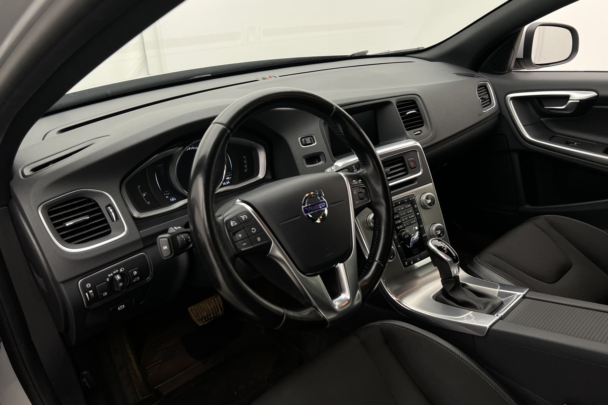 Volvo V60 D4 190hk Momentum Classic VOC D-Värmare Rattvärme