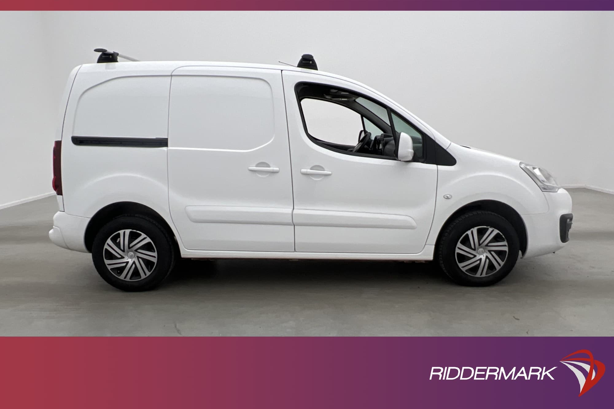 Citroën Berlingo 1.6HDi Ny-Kamrem Drag Kamera CARPLAY Moms