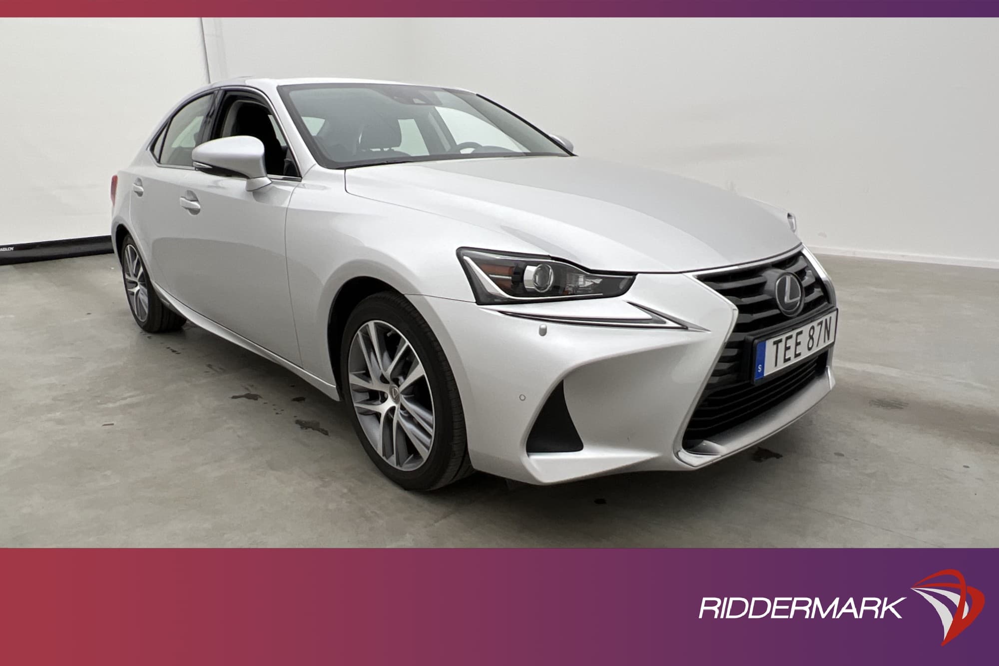 Lexus IS 300h 2.5 Hybrid 223hk