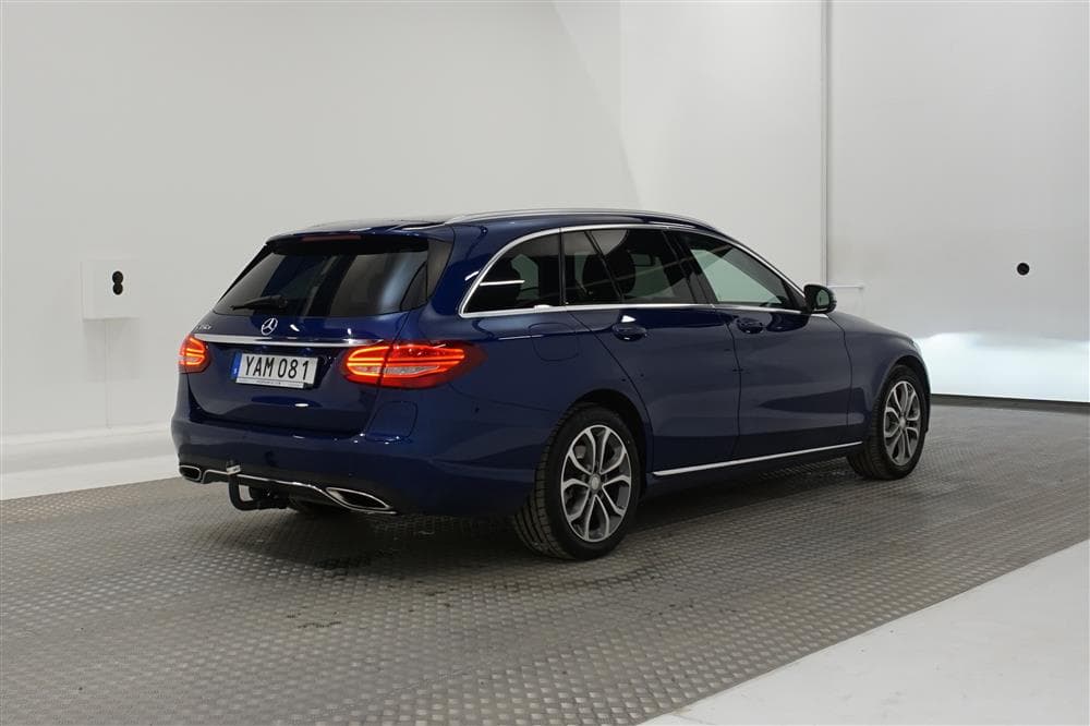 Mercedes-Benz C 350e 279hk Burmester Värmare Kamera Drag 