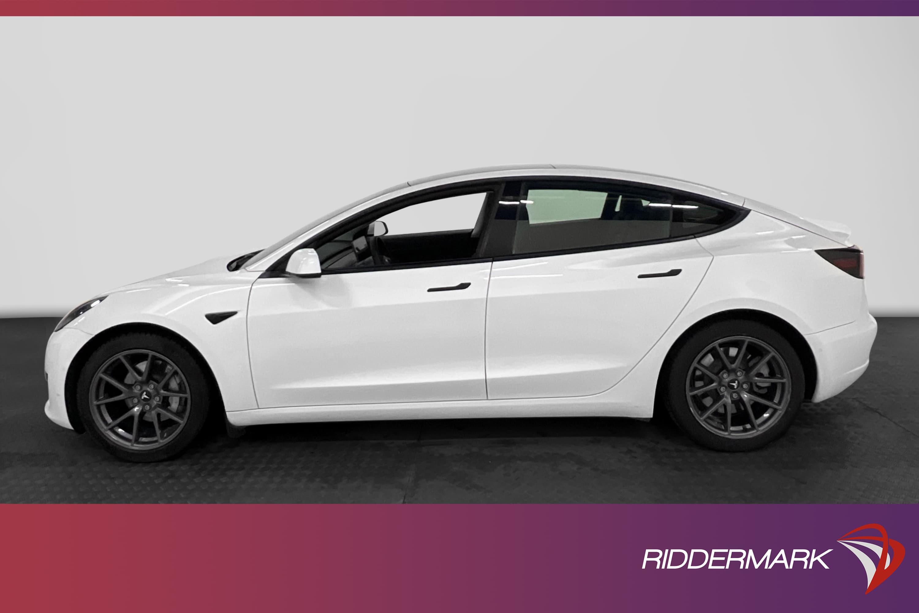 Tesla Model 3 Standard Range Plus 258hk
