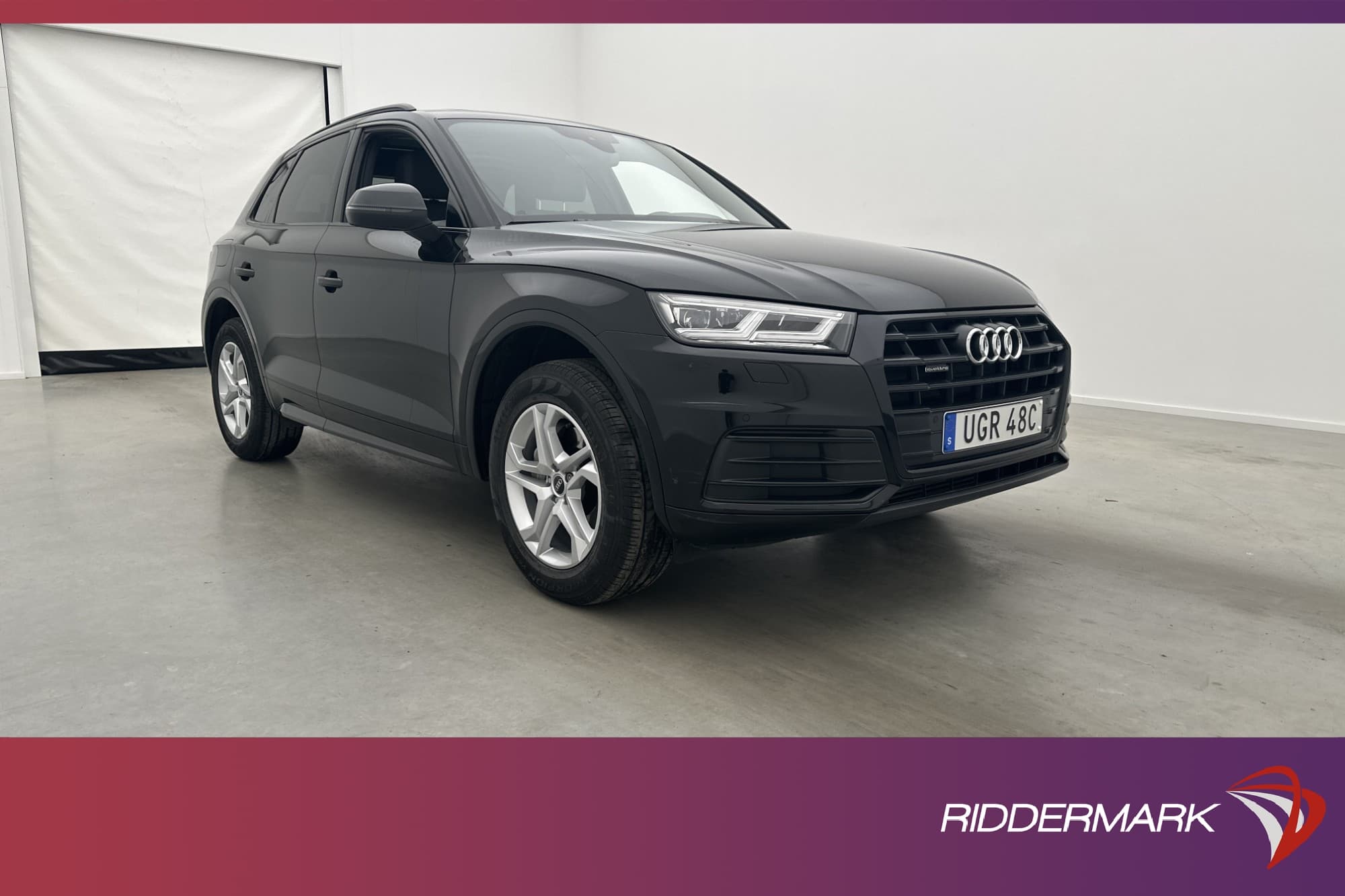 Audi Q5 45 TFSI 245hk Quattro Pano Skinn Kamera Drag