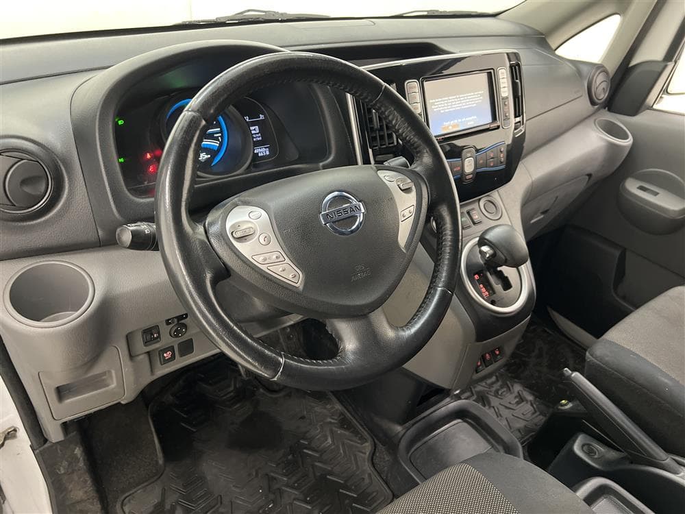 Nissan e-NV200 40kWh Automat Navi Kamera Moms 