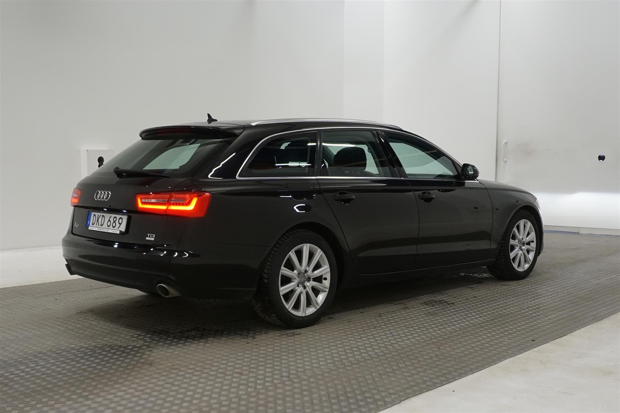 Audi A6 Avant 2.0 TDI 190hk Proline Sensorer Välservad 