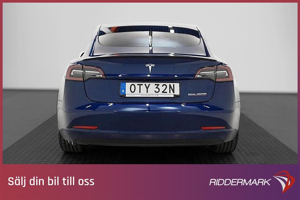 Tesla Model 3 Performance AWD Svensksåld Premiumexteriör