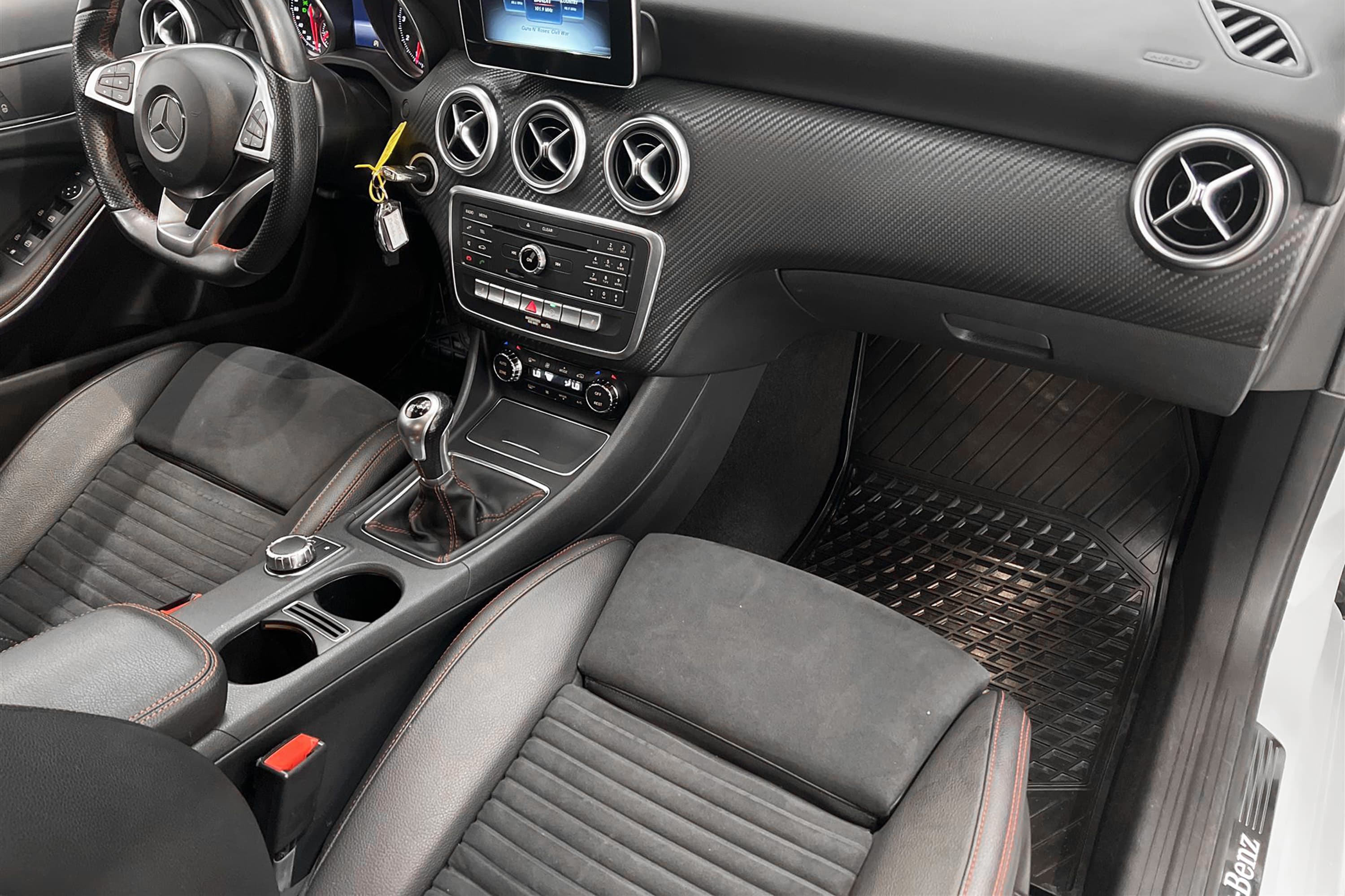 Mercedes-Benz  A 180 122hk AMG Sport 2 Brukare Låg Skatt 