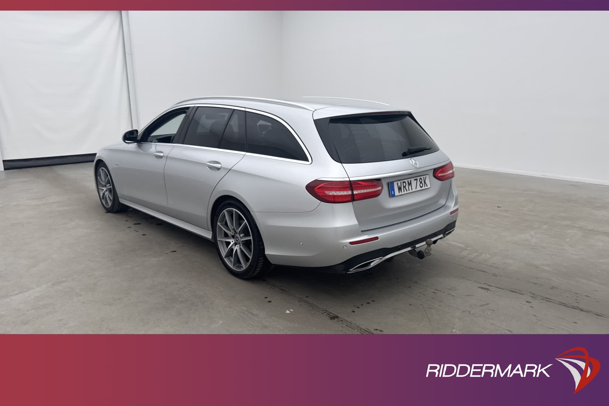 Mercedes-Benz E 220 T 194hk