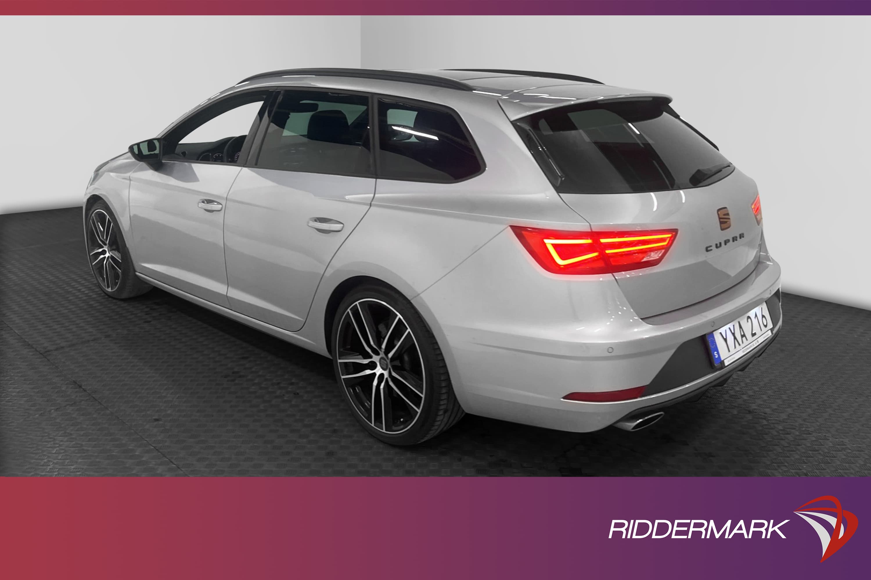 SEAT Leon Cupra ST 2.0 TSI 4Drive 300hk