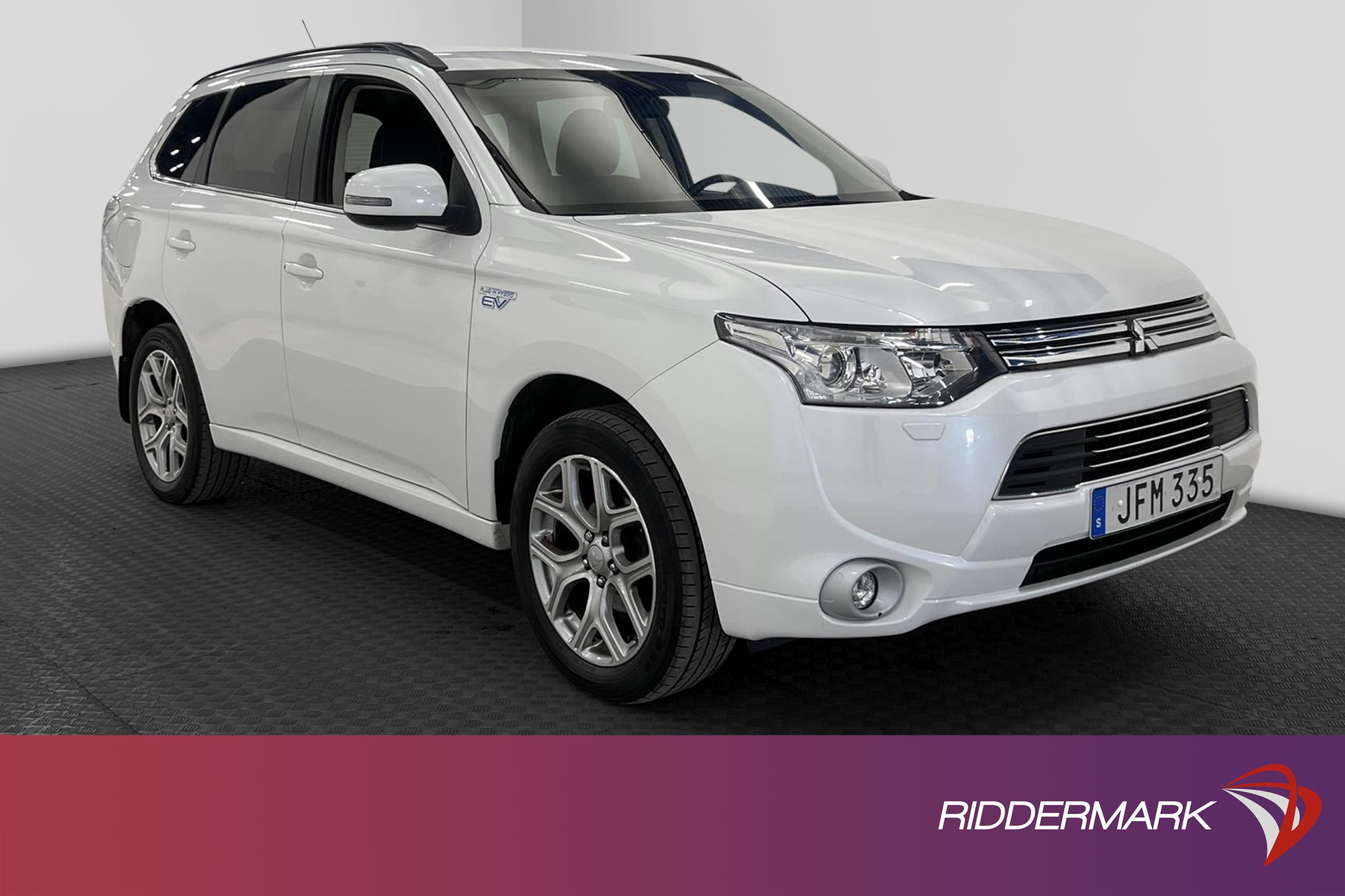 Mitsubishi Outlander P-HEV 4WD 203hk