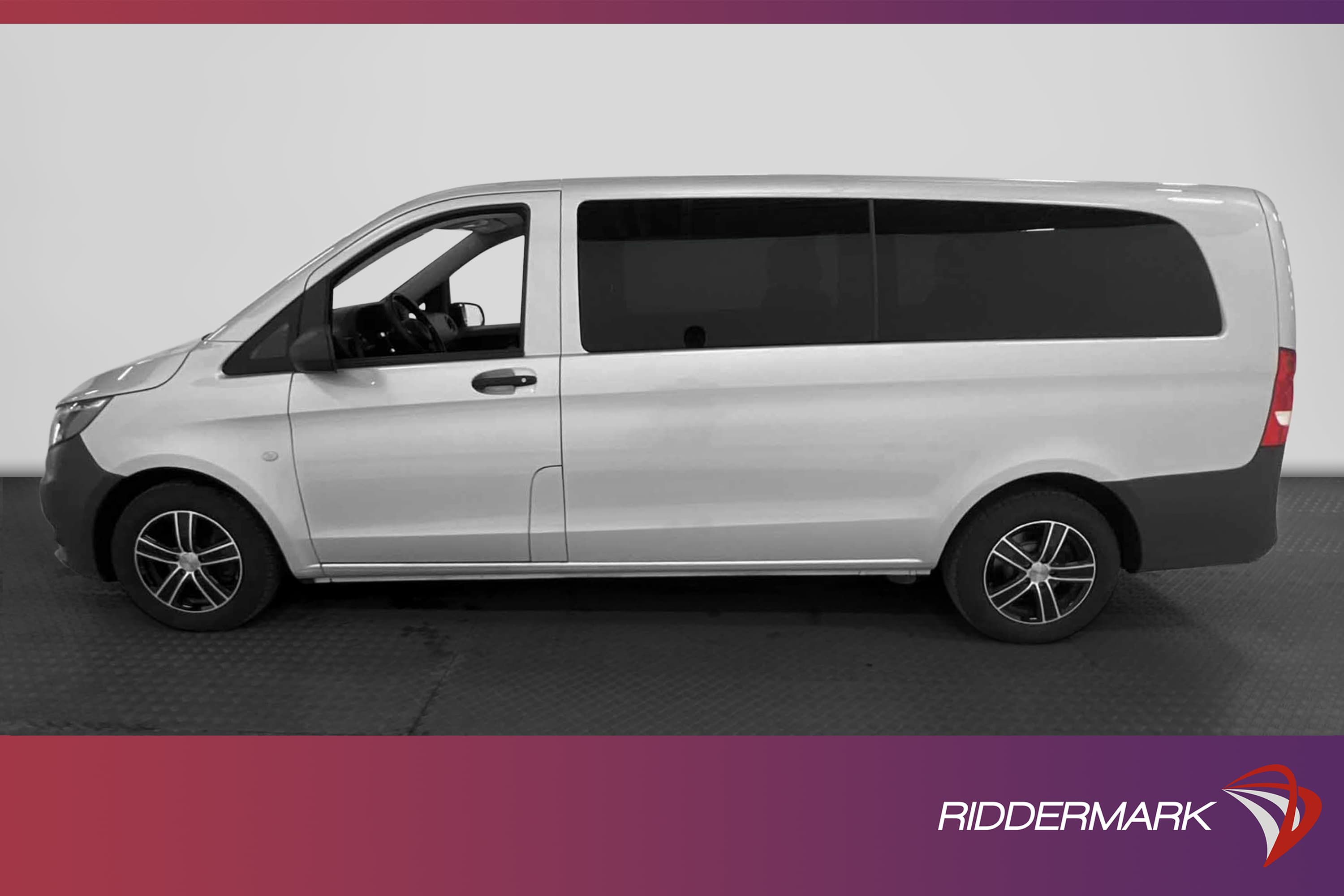 Mercedes-Benz Vito Tourer X-Lång 116 Värmare Dragkrok 9Sits