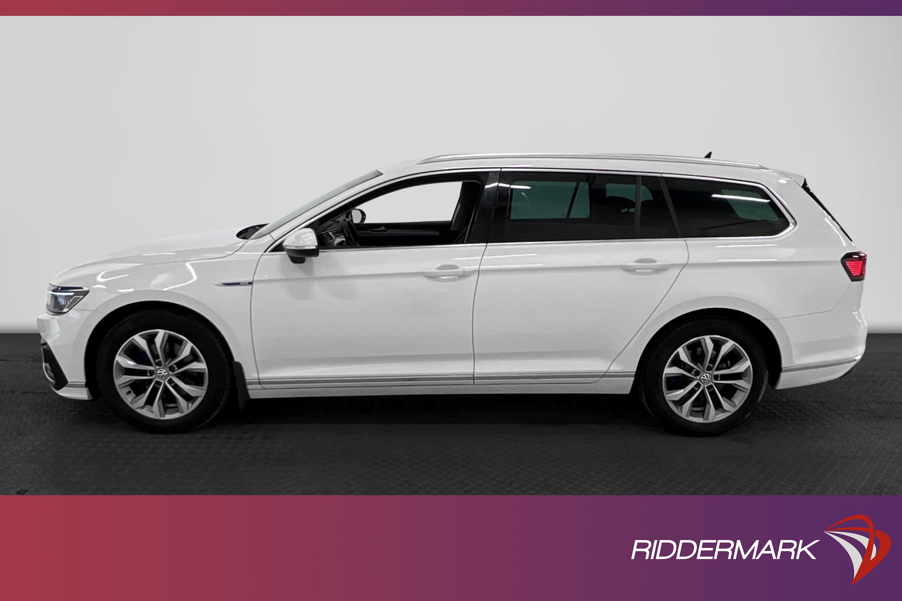 Volkswagen Passat GTE 218hk