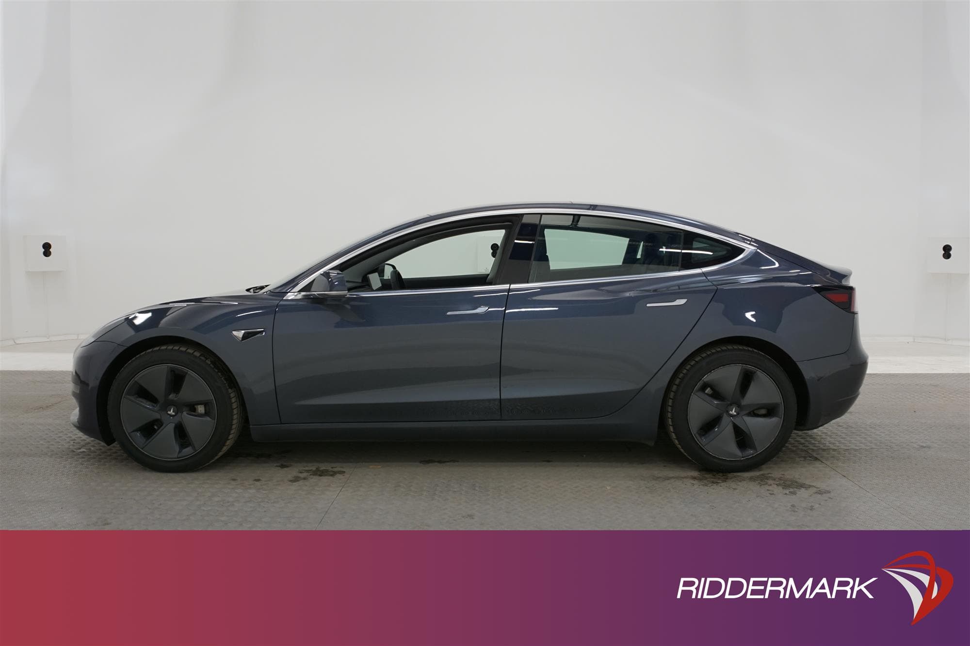 Tesla Model 3 Long Range AWD 440hk