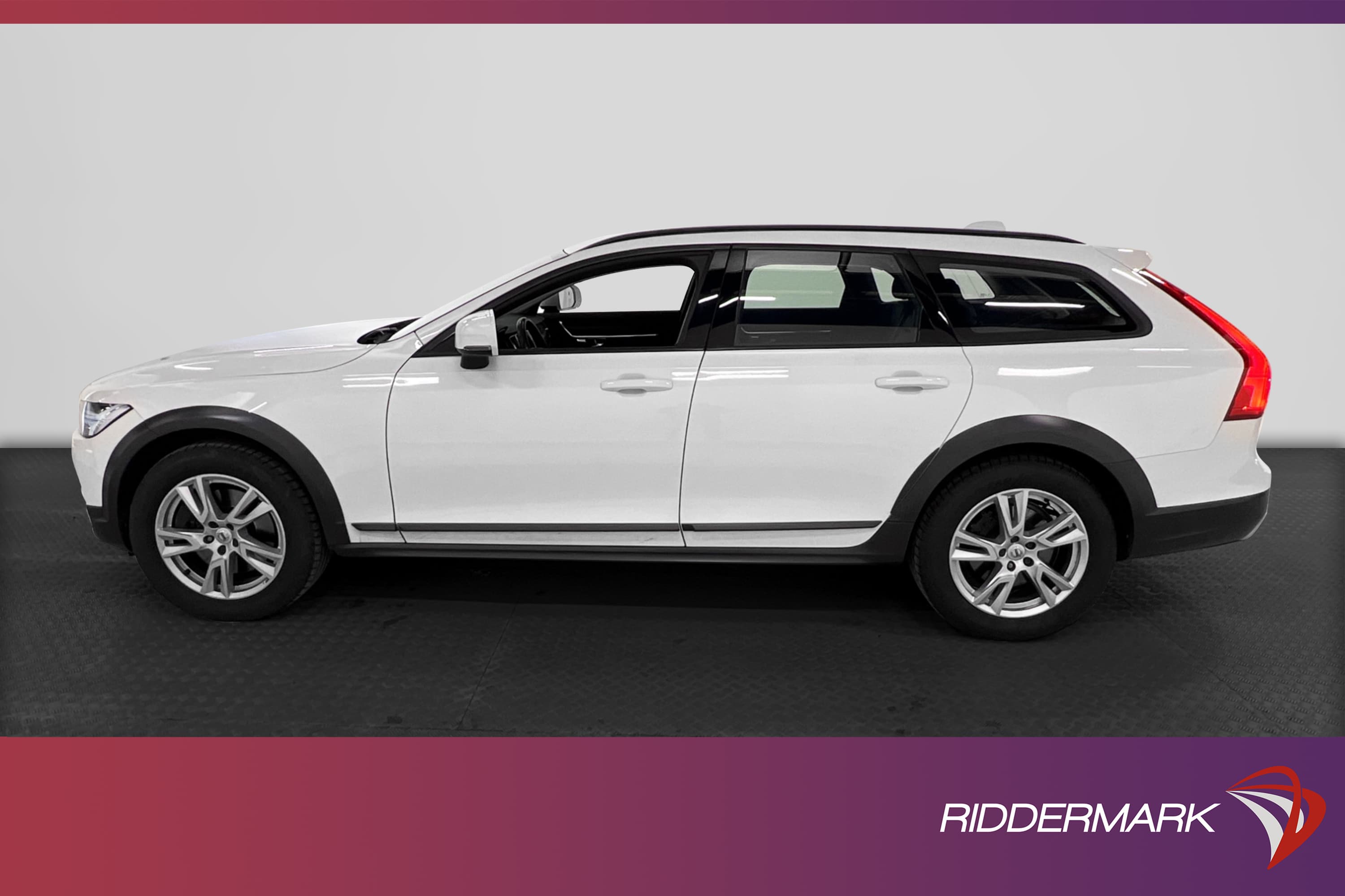 Volvo V90 Cross Country D4 AWD 190hk