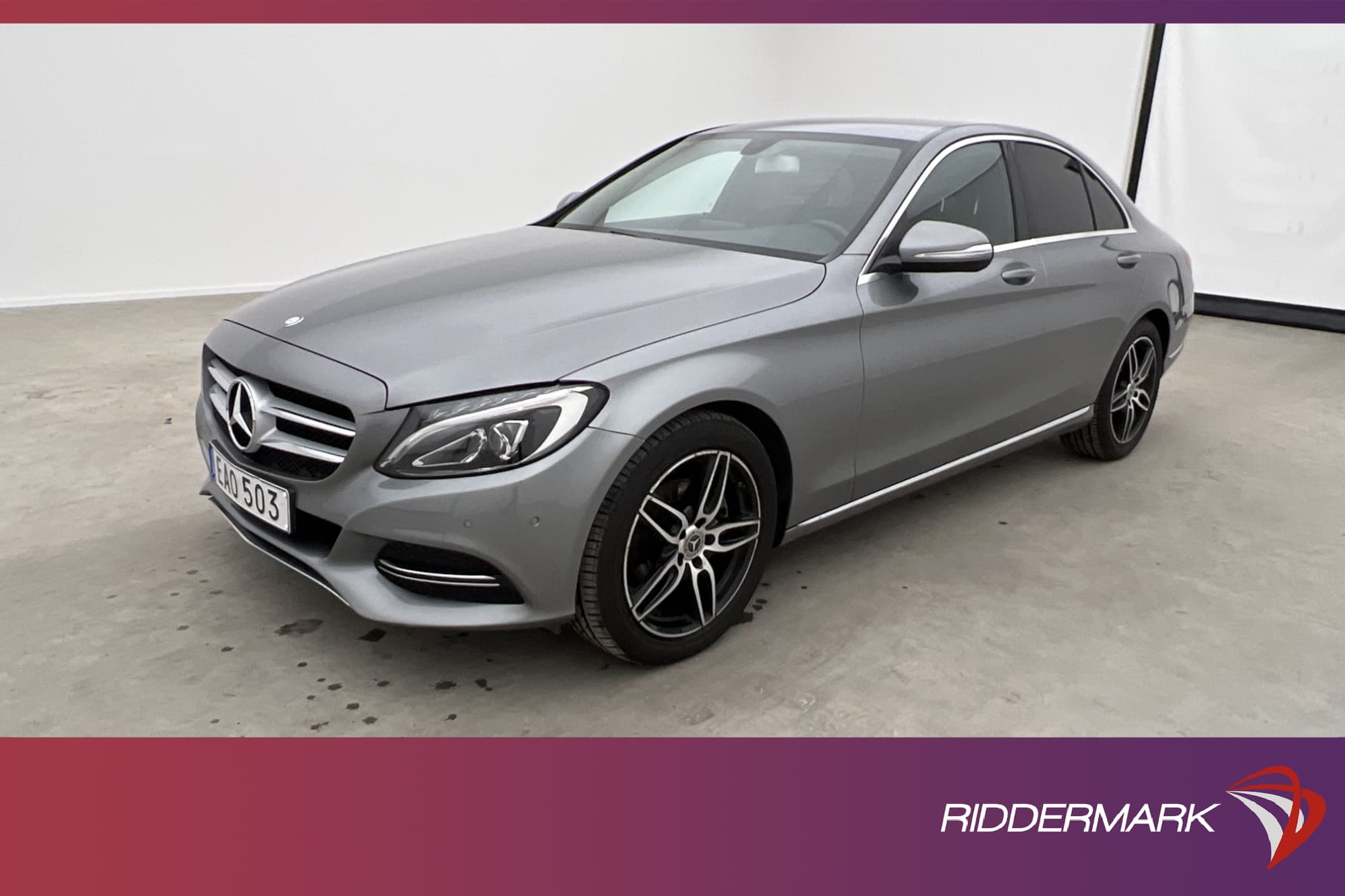 Mercedes-Benz C 220 Sedan