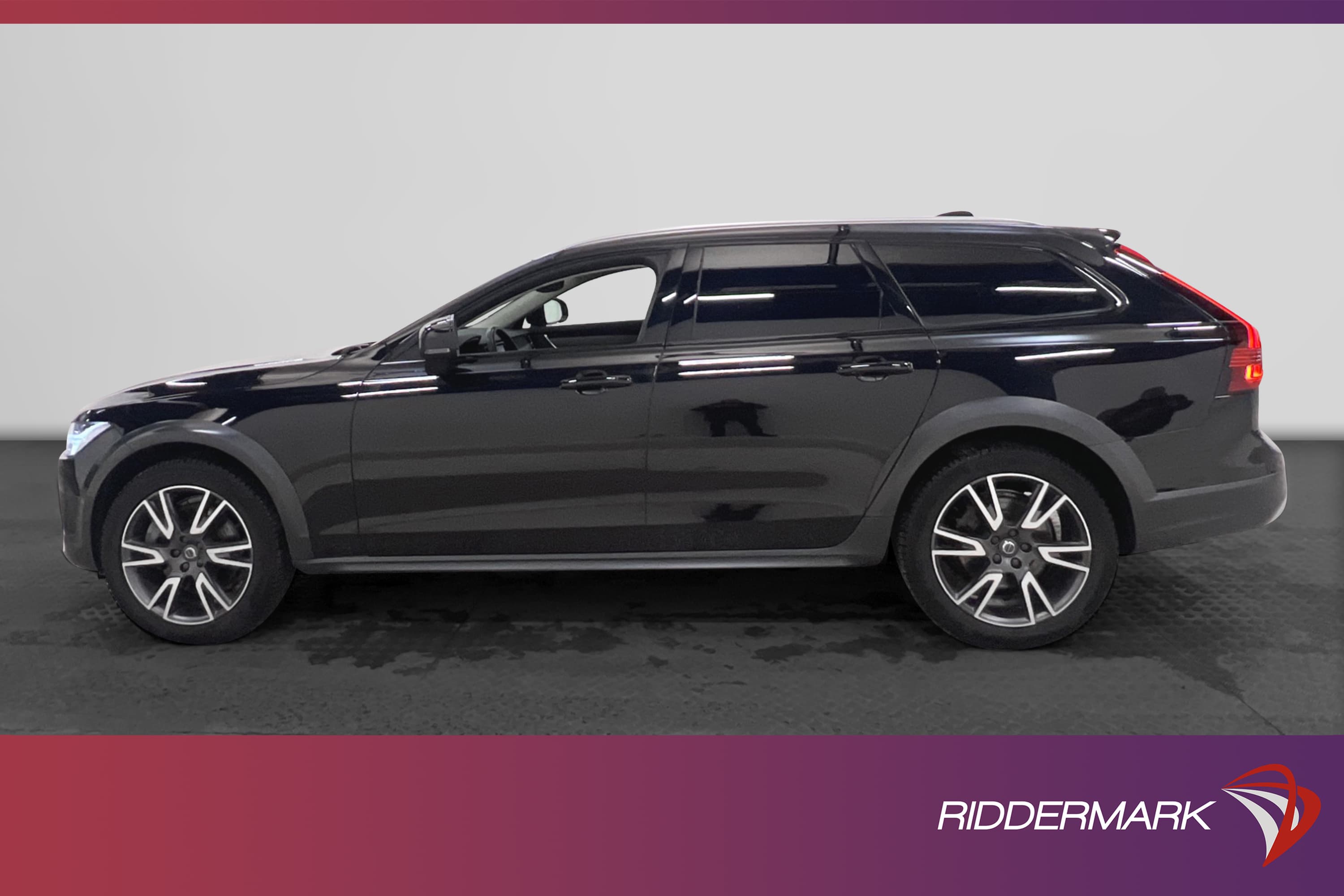 Volvo V90 Cross Country D4 AWD