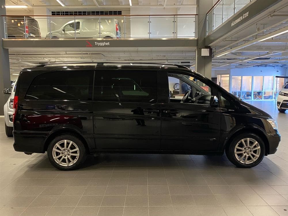 Mercedes-Benz Viano 2.2CDI Aut 163hk Navi Lång Värmare Drag exteriör