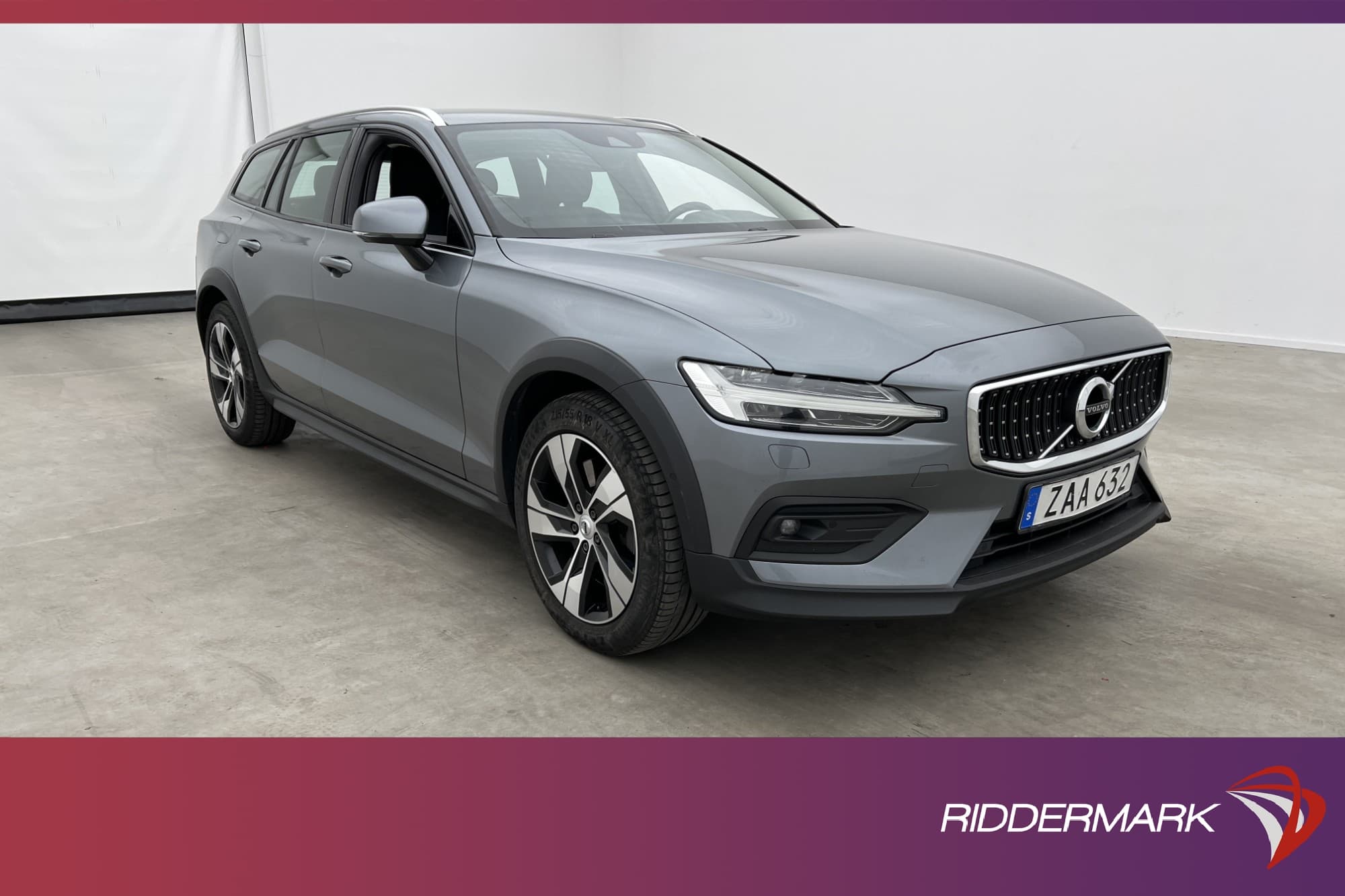 Volvo V60 Cross Country D4 AWD