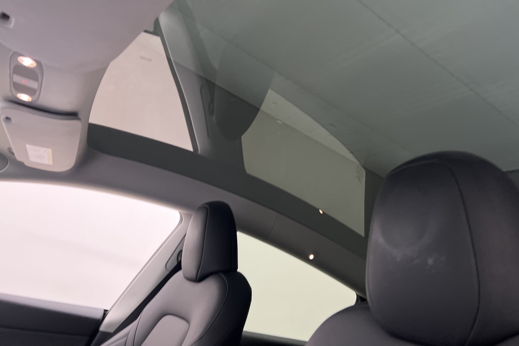 Tesla Model Y Long Range AWD Svensksåld Autopilot Drag