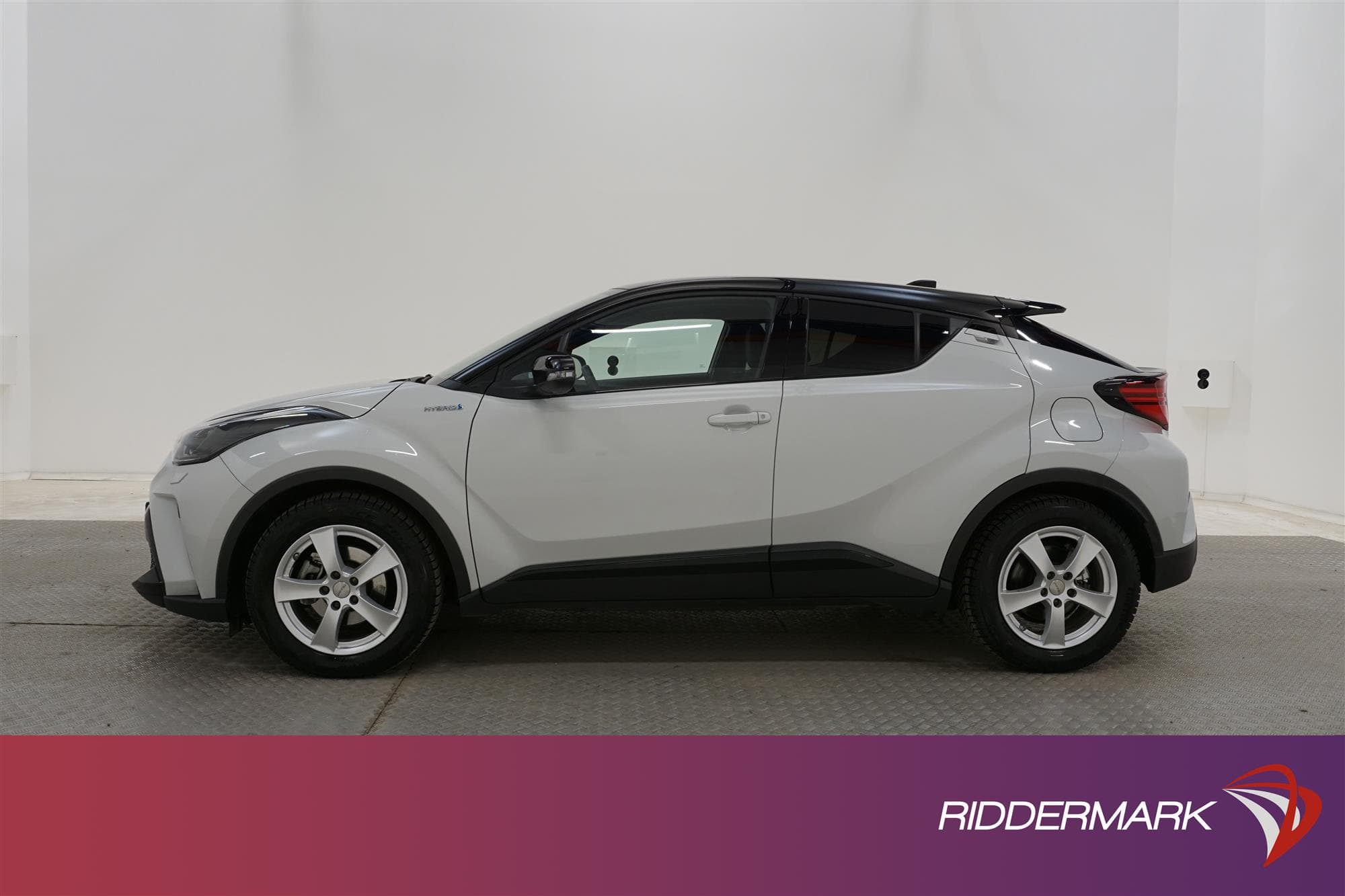 Toyota C-HR Hybrid CVT 184hk