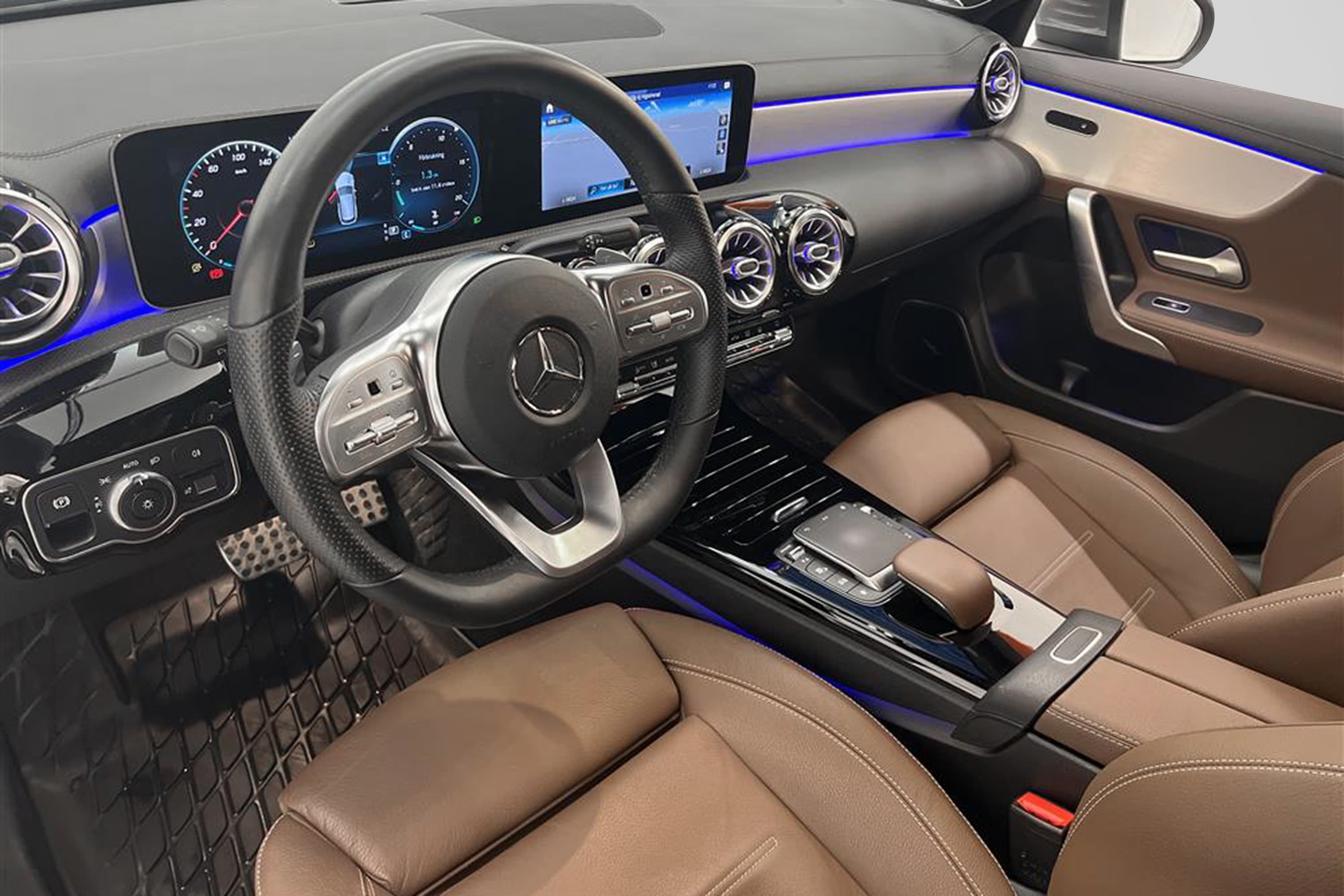 Mercedes-Benz CLA 250 4M 224hk AMG Burmester Widesc. Värmare